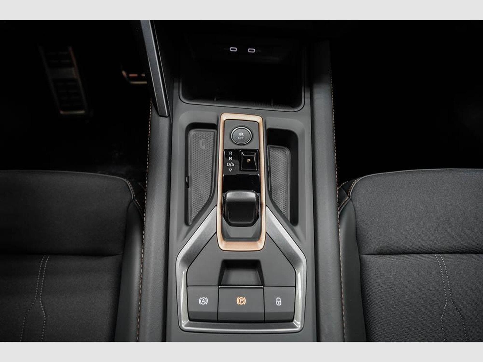Cupra Formentor 2,0 TSI DSG (2026) - Photo 12