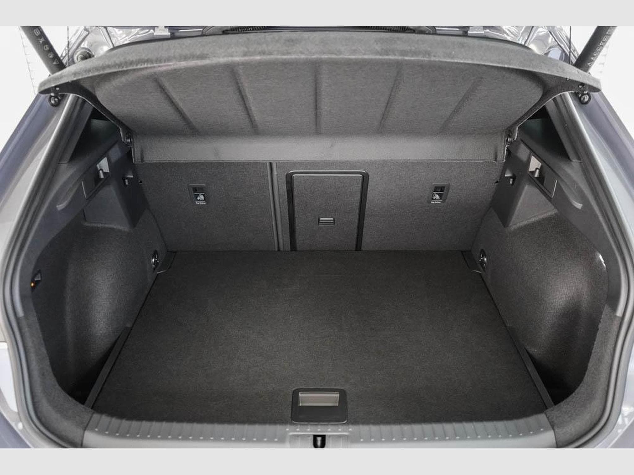 Cupra Formentor 2,0 TSI DSG (2026) - Photo 18