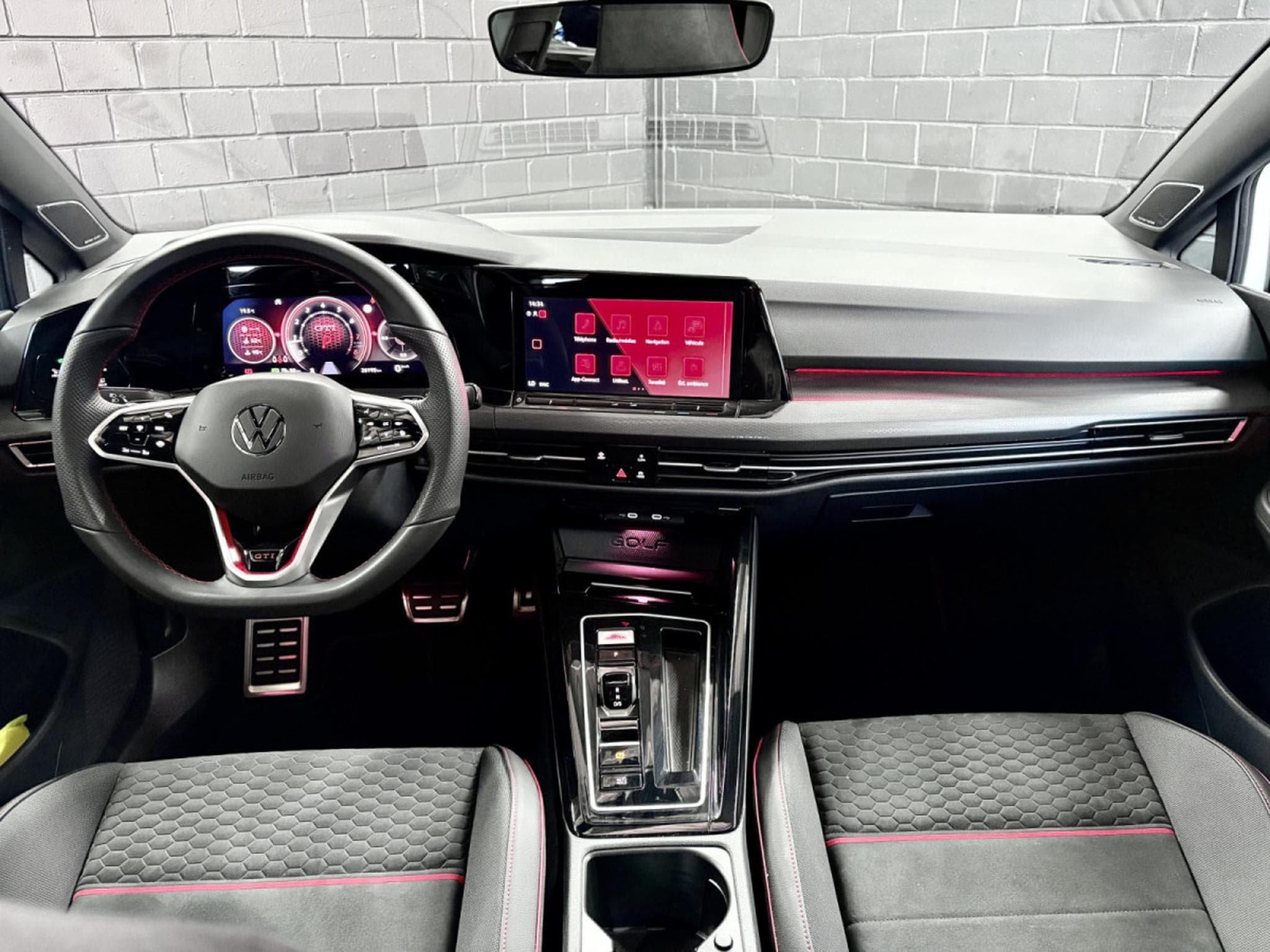 VW Golf GTI Clubsport 2.0 TSI 300CV DSG7 *PANO* MATRIX * HARMAN * CA (2024) - Photo 9