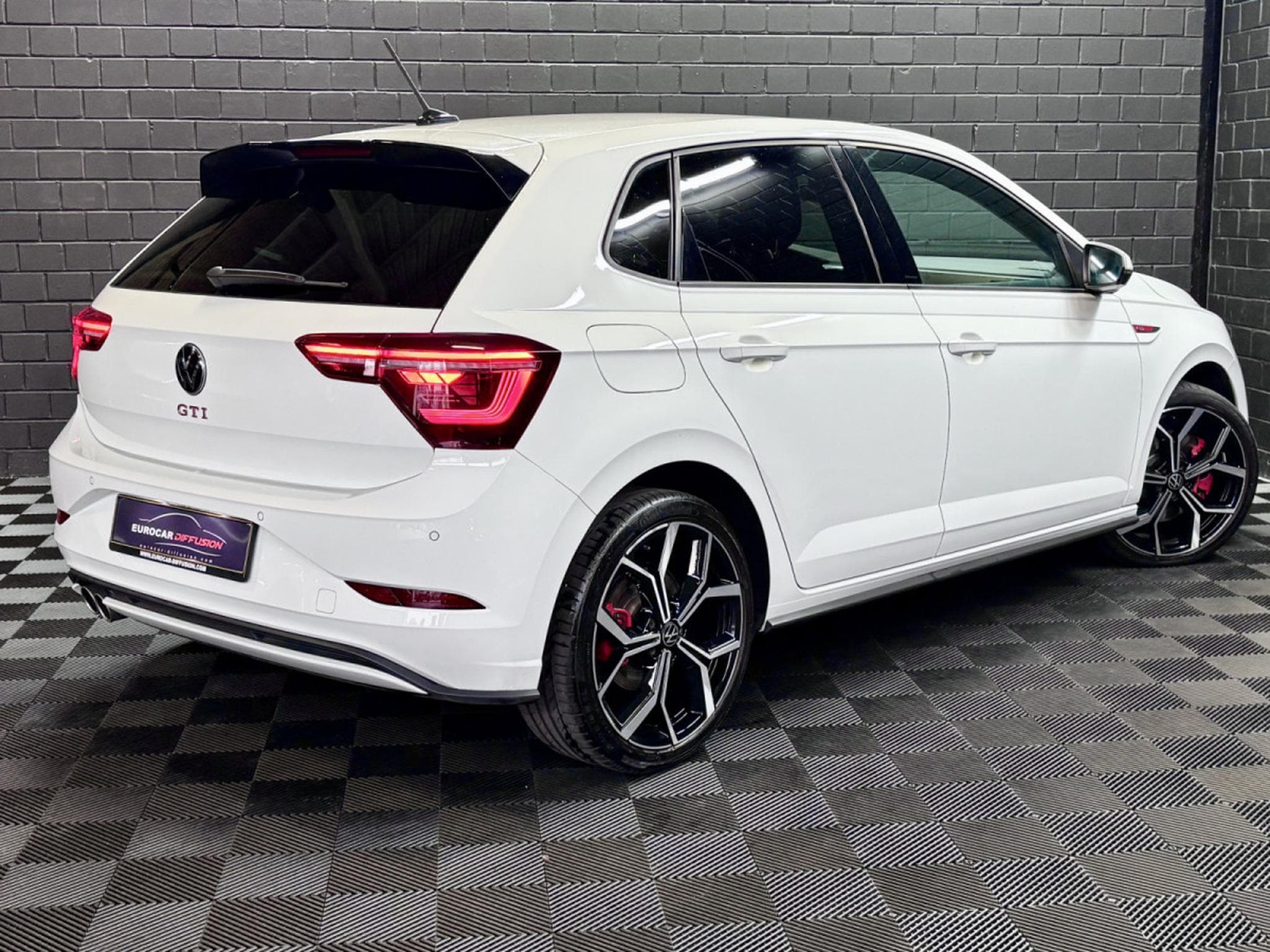VW Polo 2.0 TSI 207 CV DSG7 *CAM* BEATS * MATRIX* (2023) - Foto 6