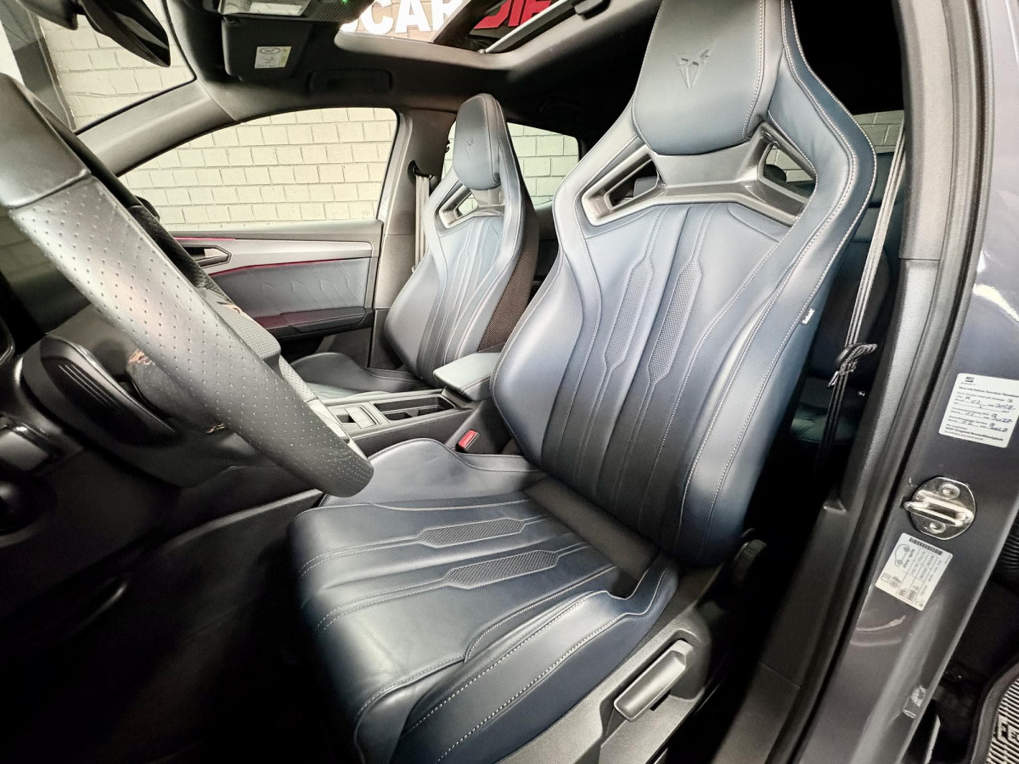 Cupra Leon VZ CUP 2.0 TSI 300CV * PANO * VSS * BEATS * CARBONE * (2024) - Foto 6