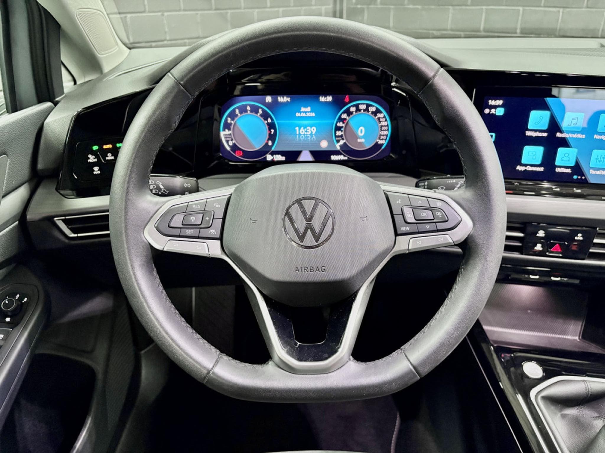 VW Golf Style 1.5 TSI 130 CV BVM6 *BERGAMO* MASSAGE* CARPLAY * (2024) - Foto 11