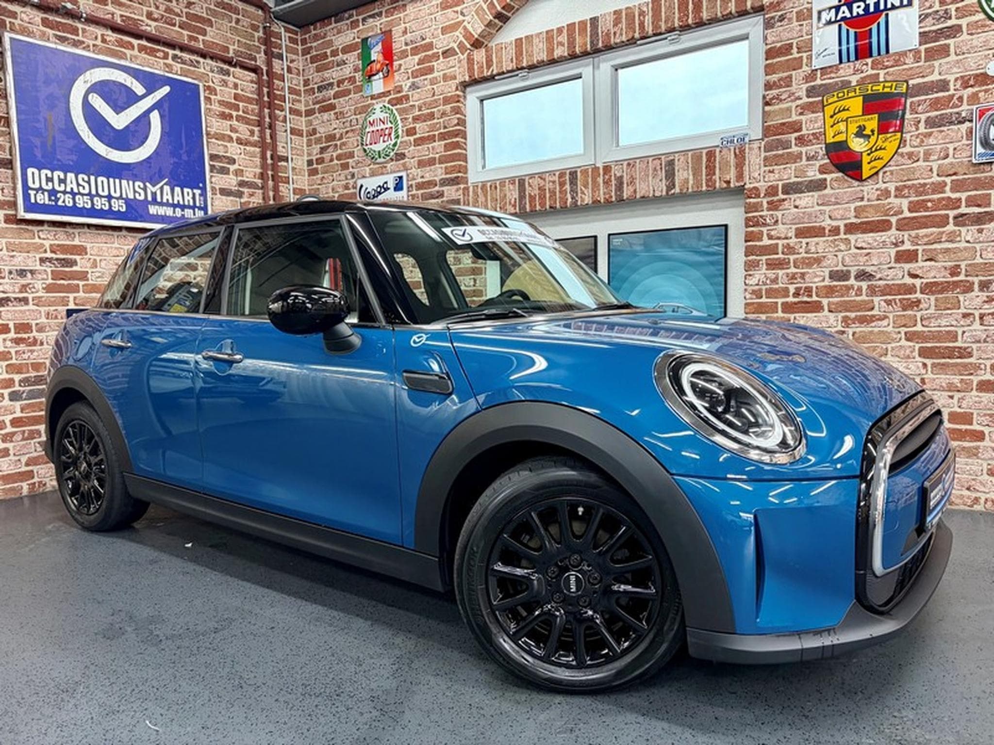 Mini Cooper Cooper 1.5 136cv Auto CLASSIC TRIM (2023) - Photo 1
