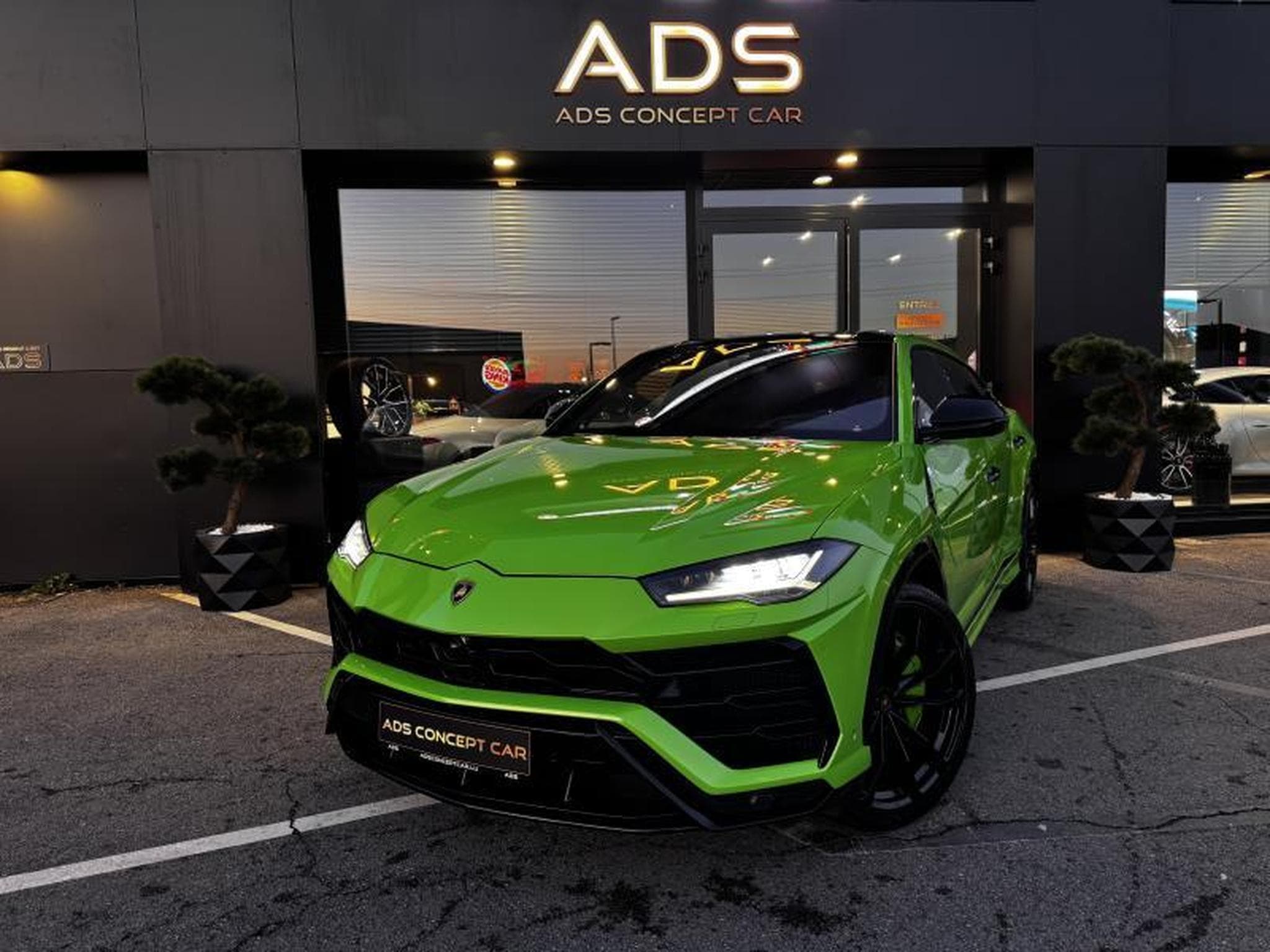 Lamborghini Urus 4.0 V8 650Ch (2022) - Photo 10