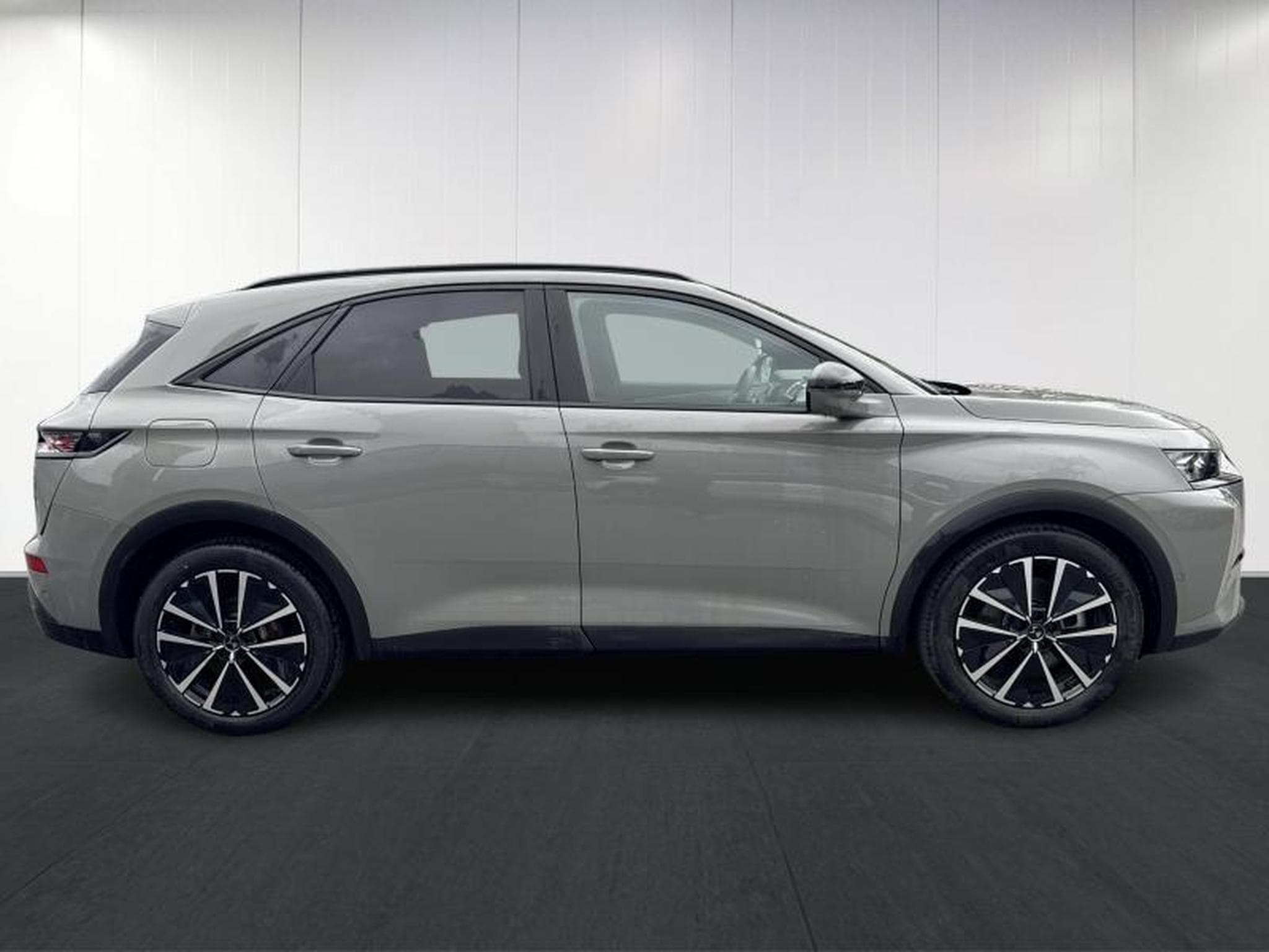 DS Automobiles DS7 E-Tense Opera 300 (2023) - Foto 8