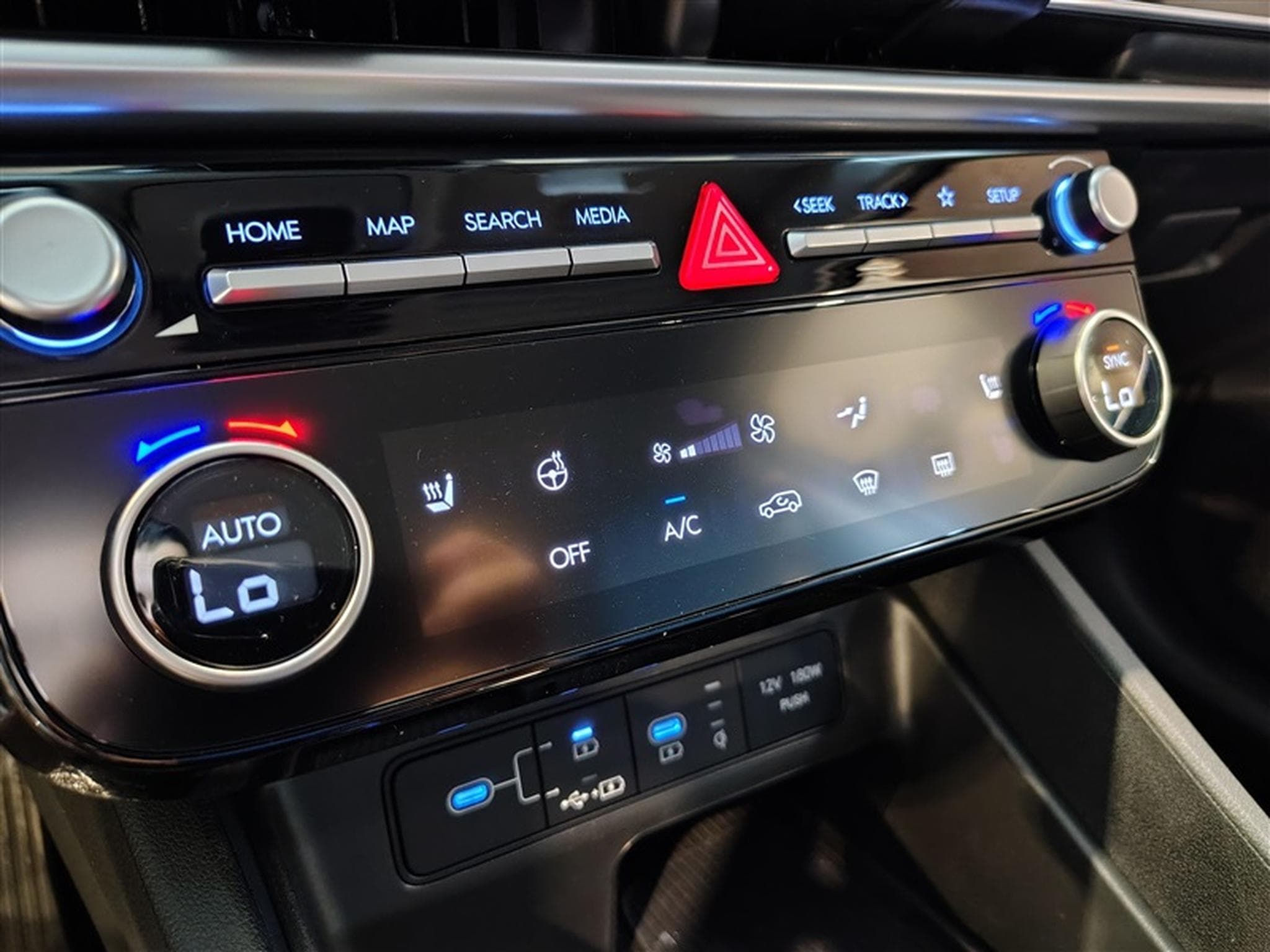 Hyundai Tucson 1.6 T-GDi 150cv DCT Feel CARPLAY / FULL LED / CAMERA (2026) - Photo 19
