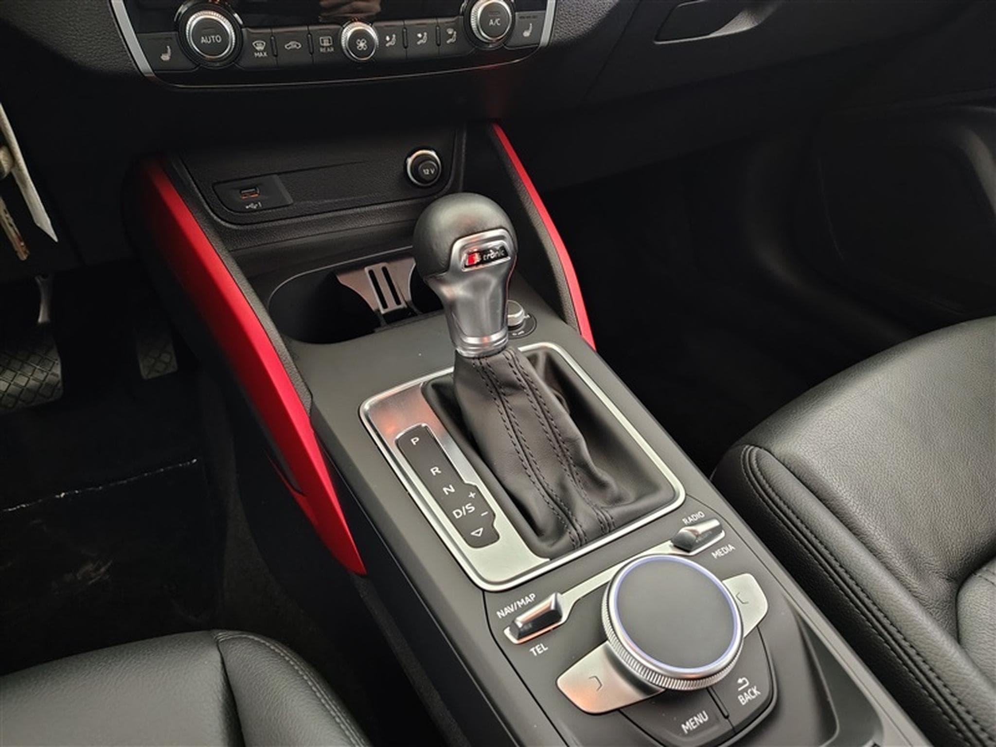 Audi Q2 30 TDI  S-Line S-Tronic Cuir / Navi Cockpit / Led (2020) - Photo 12