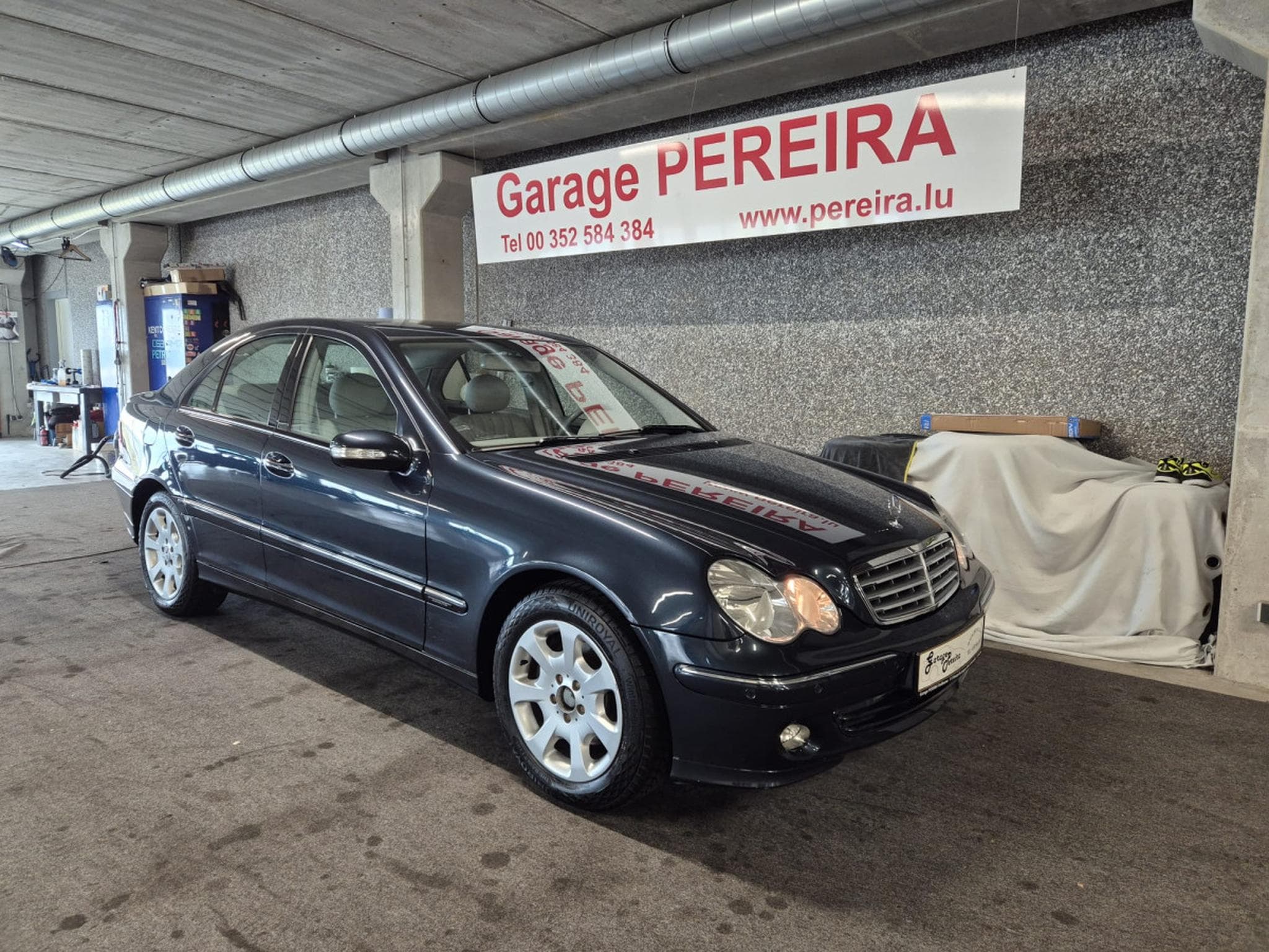 Mercedes C 240 V6 AUTO CUIR 1 HAND new Model (2005) - Foto 1