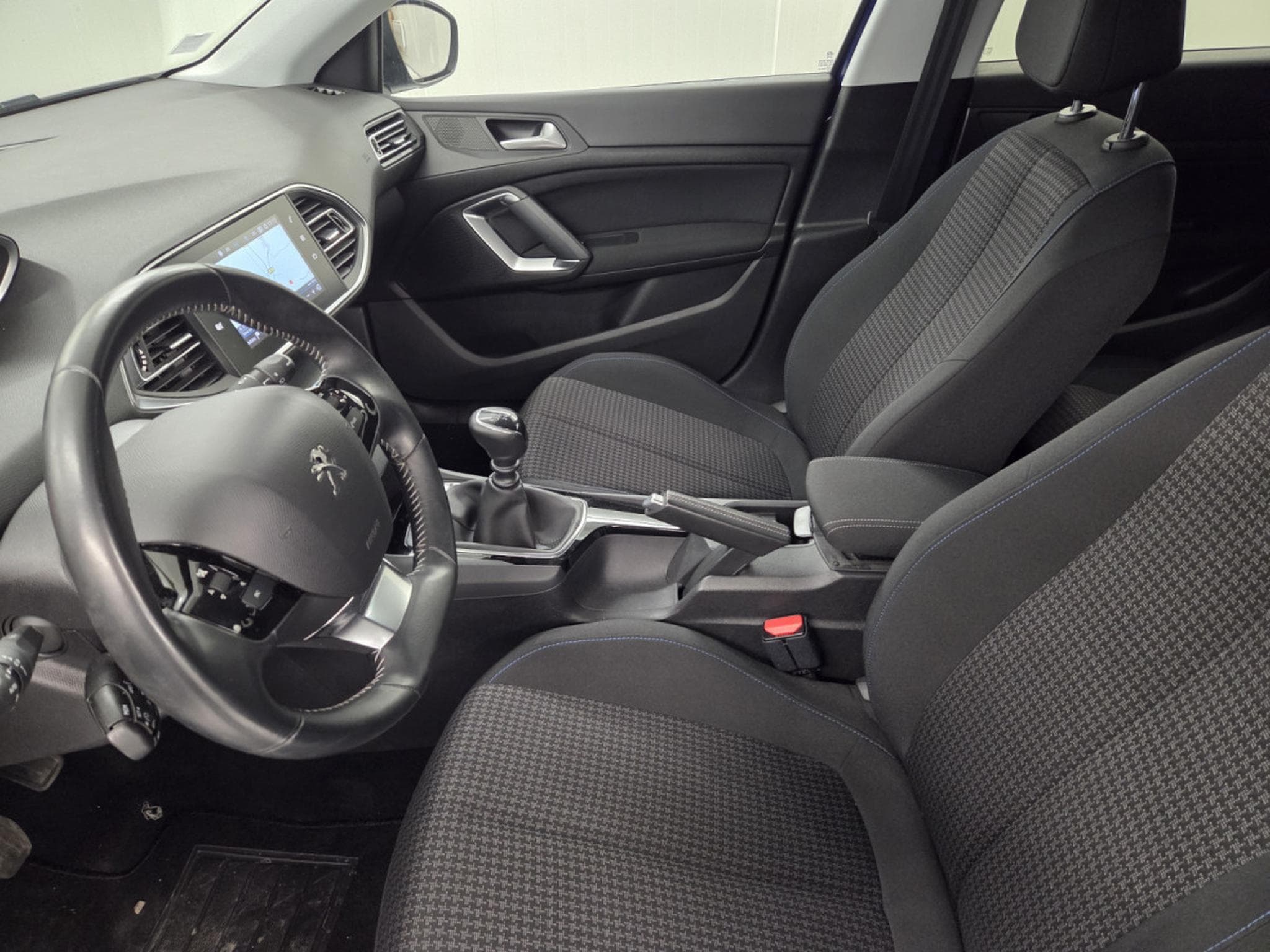 Peugeot 308 1.2  Style Edition 110 CV Garantie 12 Mois (2020) - Photo 12