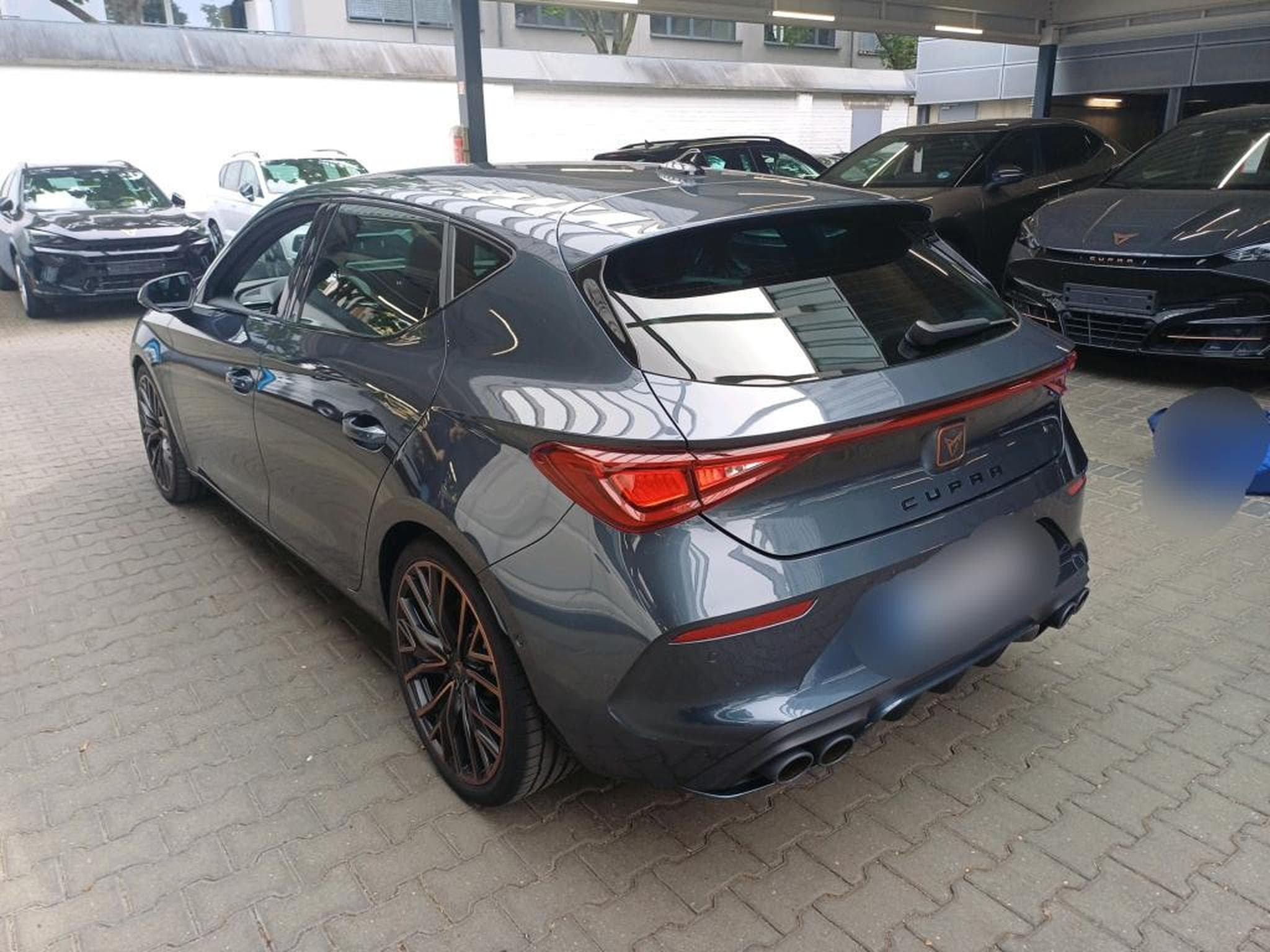 Cupra Leon VZ 2.0 TSI 300CV *VSS* BEATS * CAM * (2023) - Foto 4