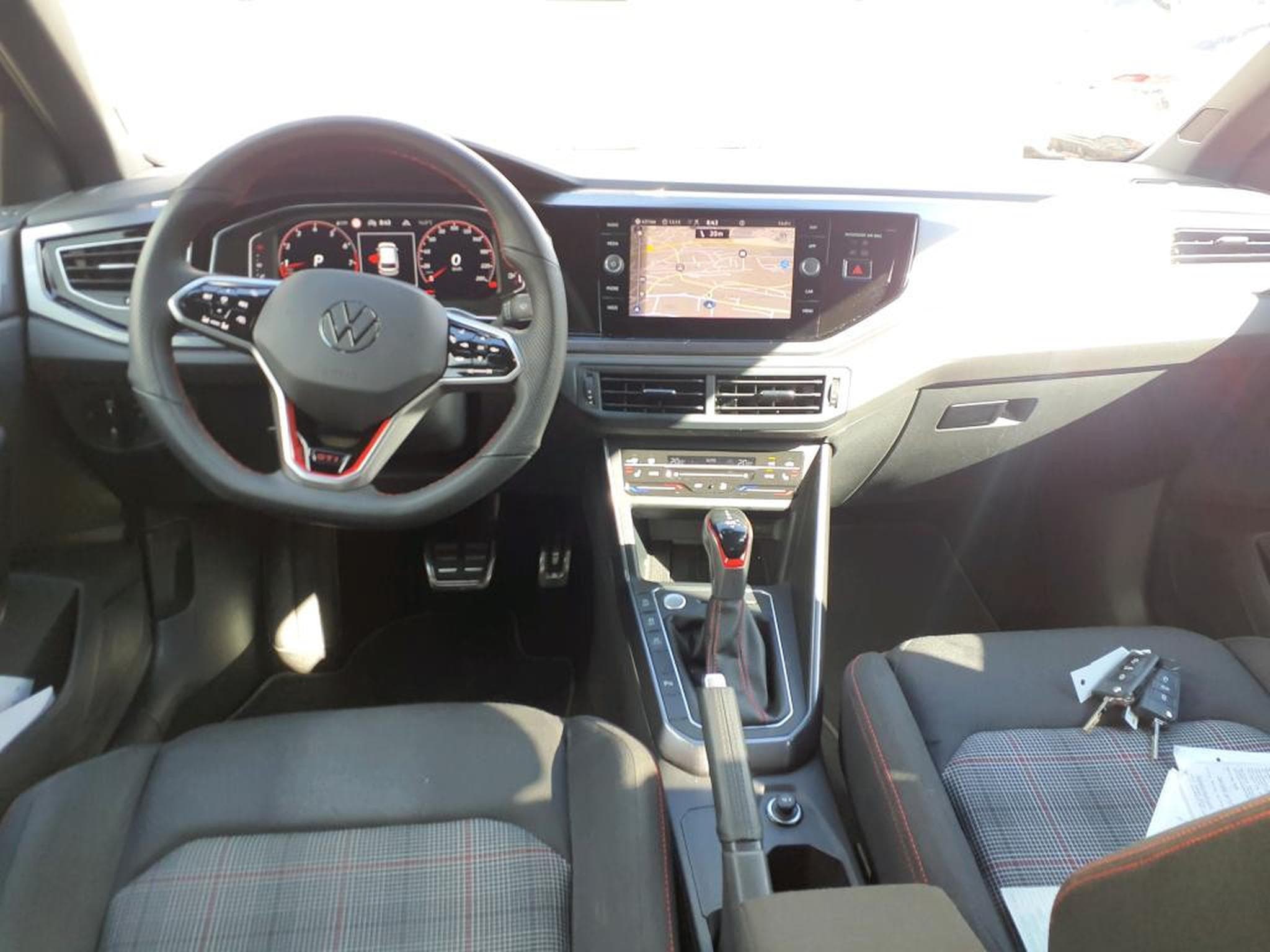 VW Polo 2.0 TSI 207 CV DSG7 * MATRIX *ACC* CARPLAY** (2022) - Foto 9