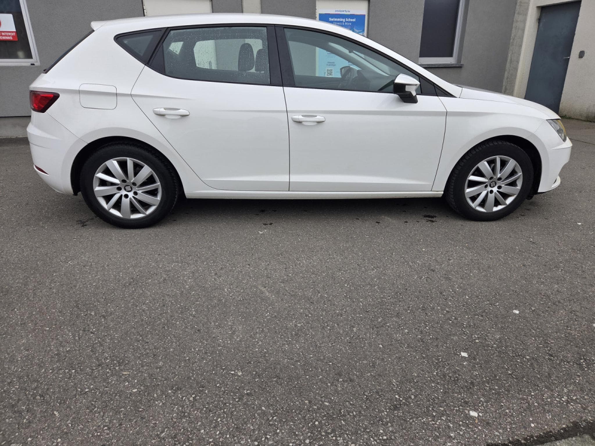 Seat Leon 1.6 Tdi 115 CV Garantie 12 Mois (2018) - Photo 10