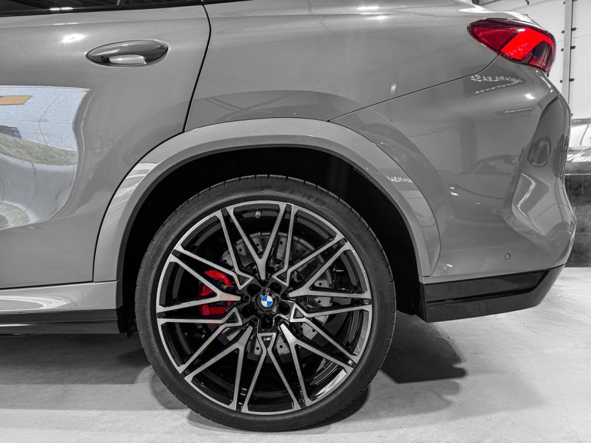BMW X6M Competition 4.4 V8/ INDIVIDUAL MANUFAKTUR (2021) - Photo 20
