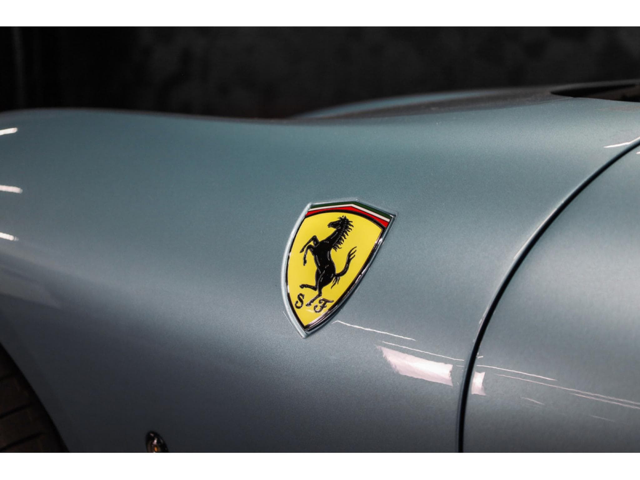 Ferrari Roma 3.9 V8 Spider - CELESTE TREVI SPECIAL COLOURS (2025) - Photo 26