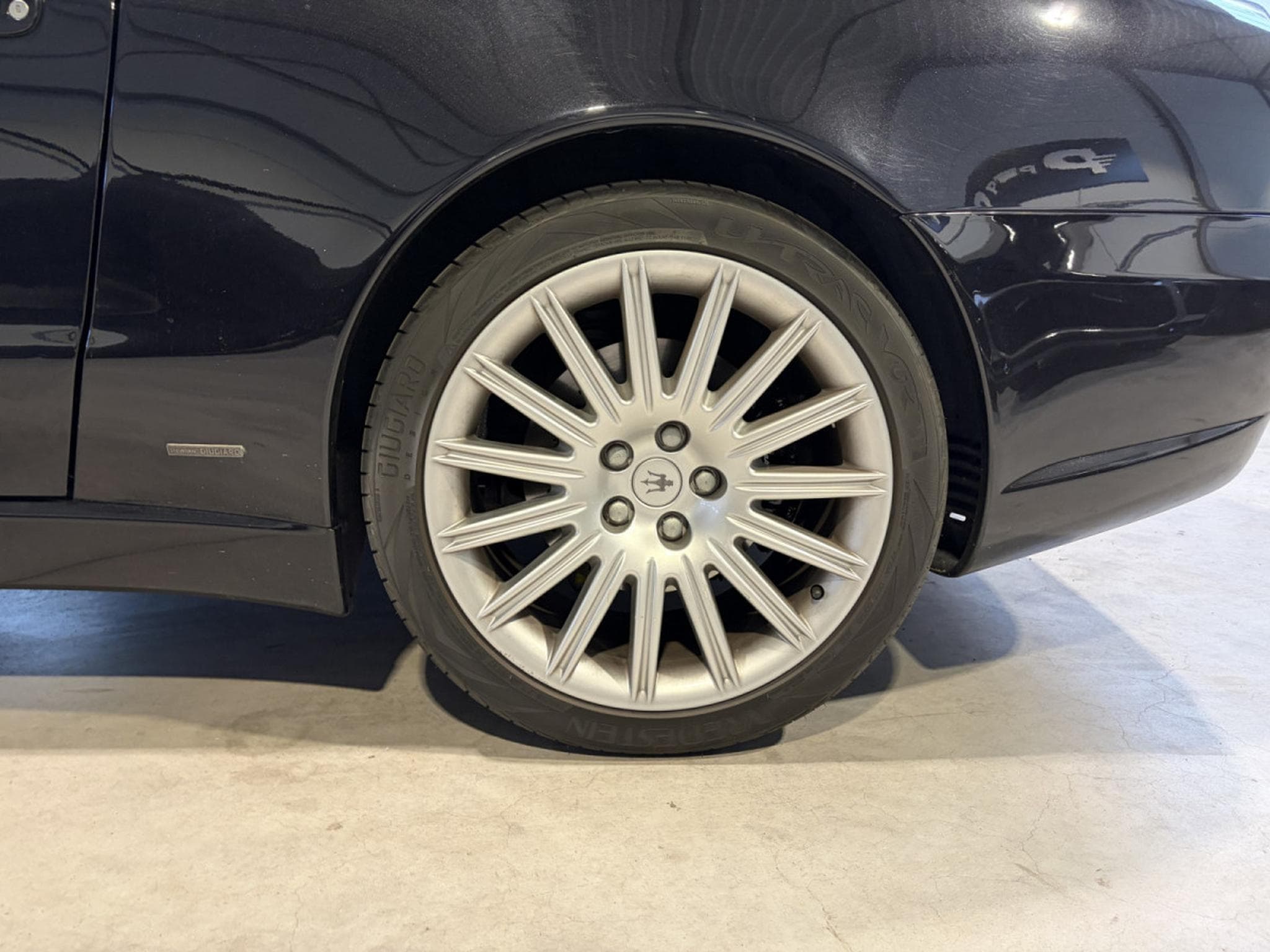 Maserati Spyder 4200/ 4.2 SPYDER CAMBRIOCORSA (2005) - Photo 16