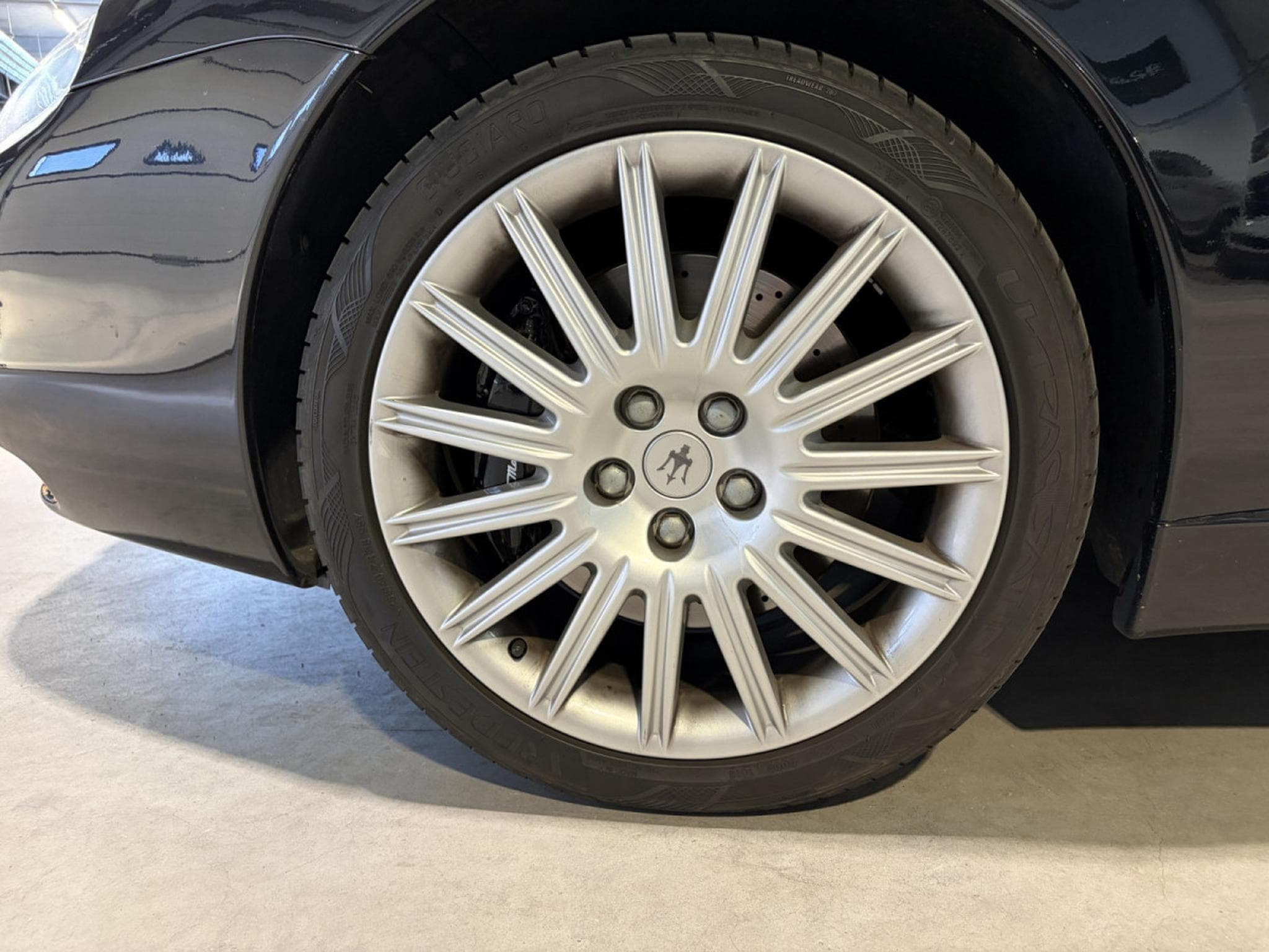 Maserati Spyder 4200/ 4.2 SPYDER CAMBRIOCORSA (2005) - Photo 17