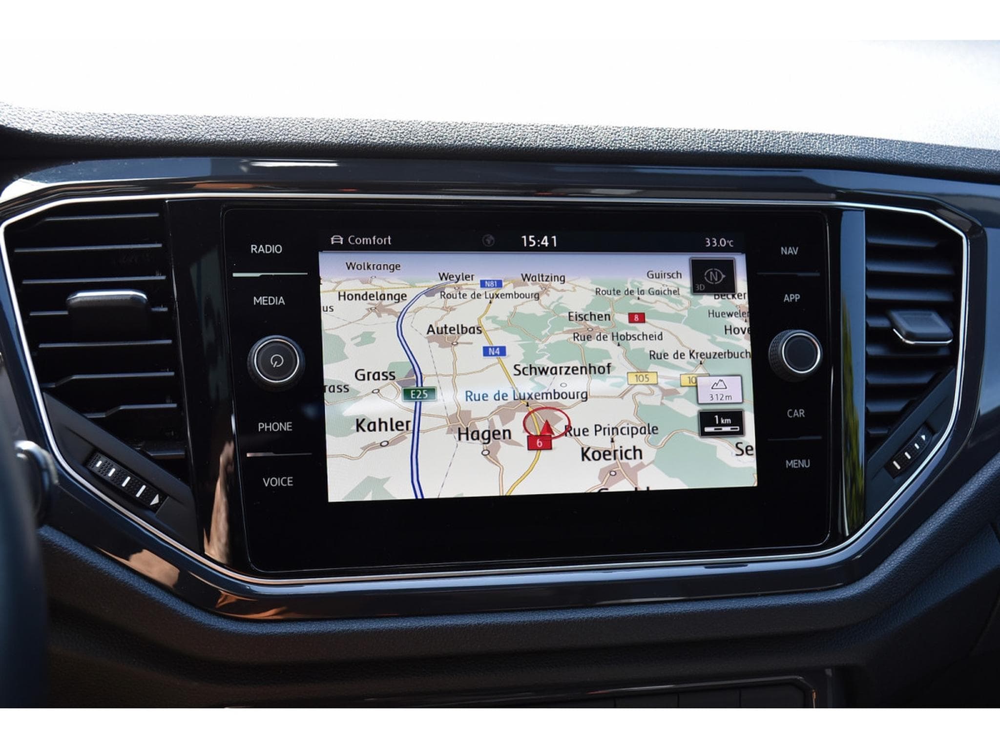 VW T-Roc 2.0 TDI 4Motion R-Line DSG PANO LANE SIDE ATT RMQ 1° MAIN (2019) - Photo 11