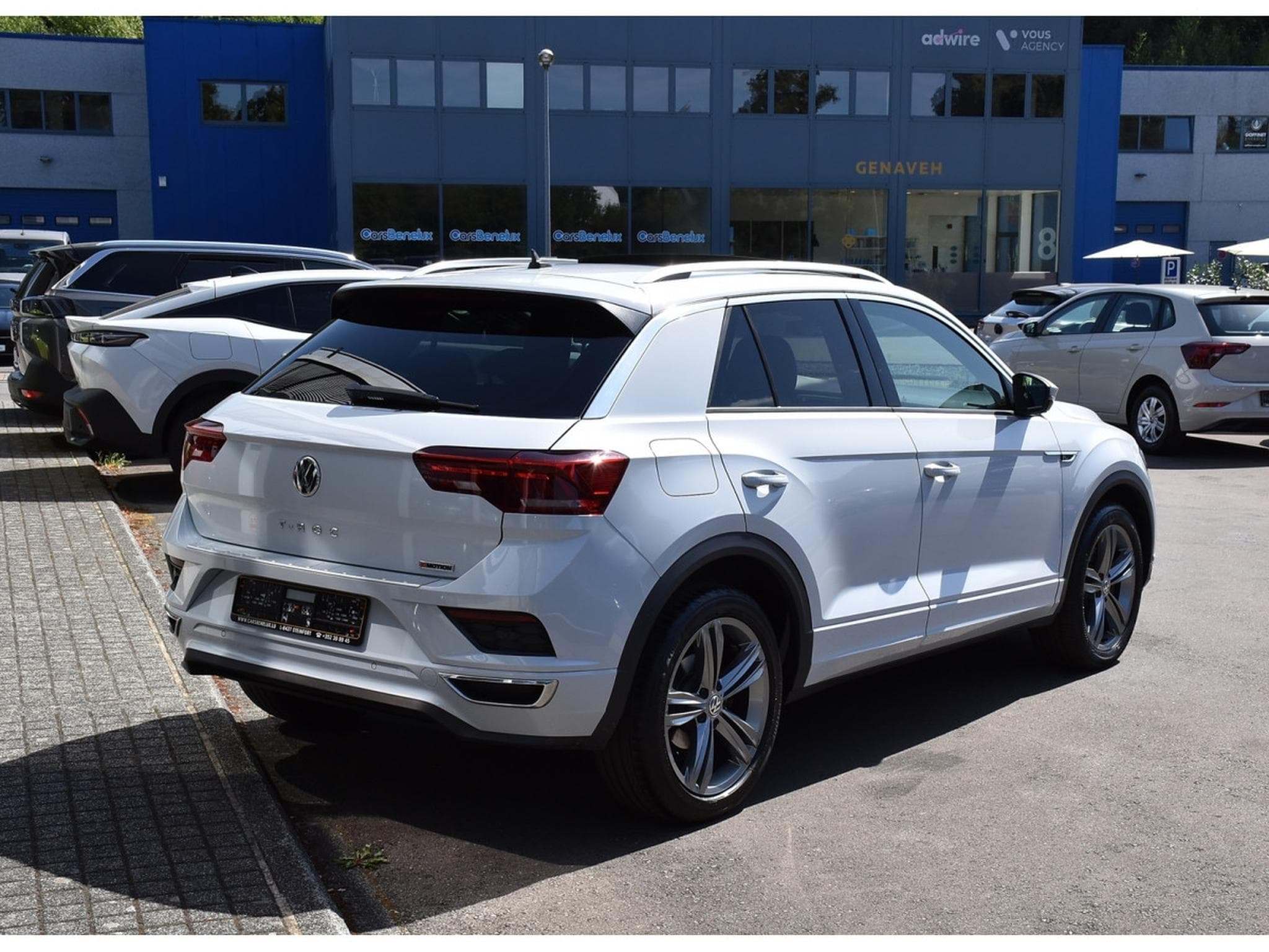 VW T-Roc 2.0 TDI 4Motion R-Line DSG PANO LANE SIDE ATT RMQ 1° MAIN (2019) - Photo 4