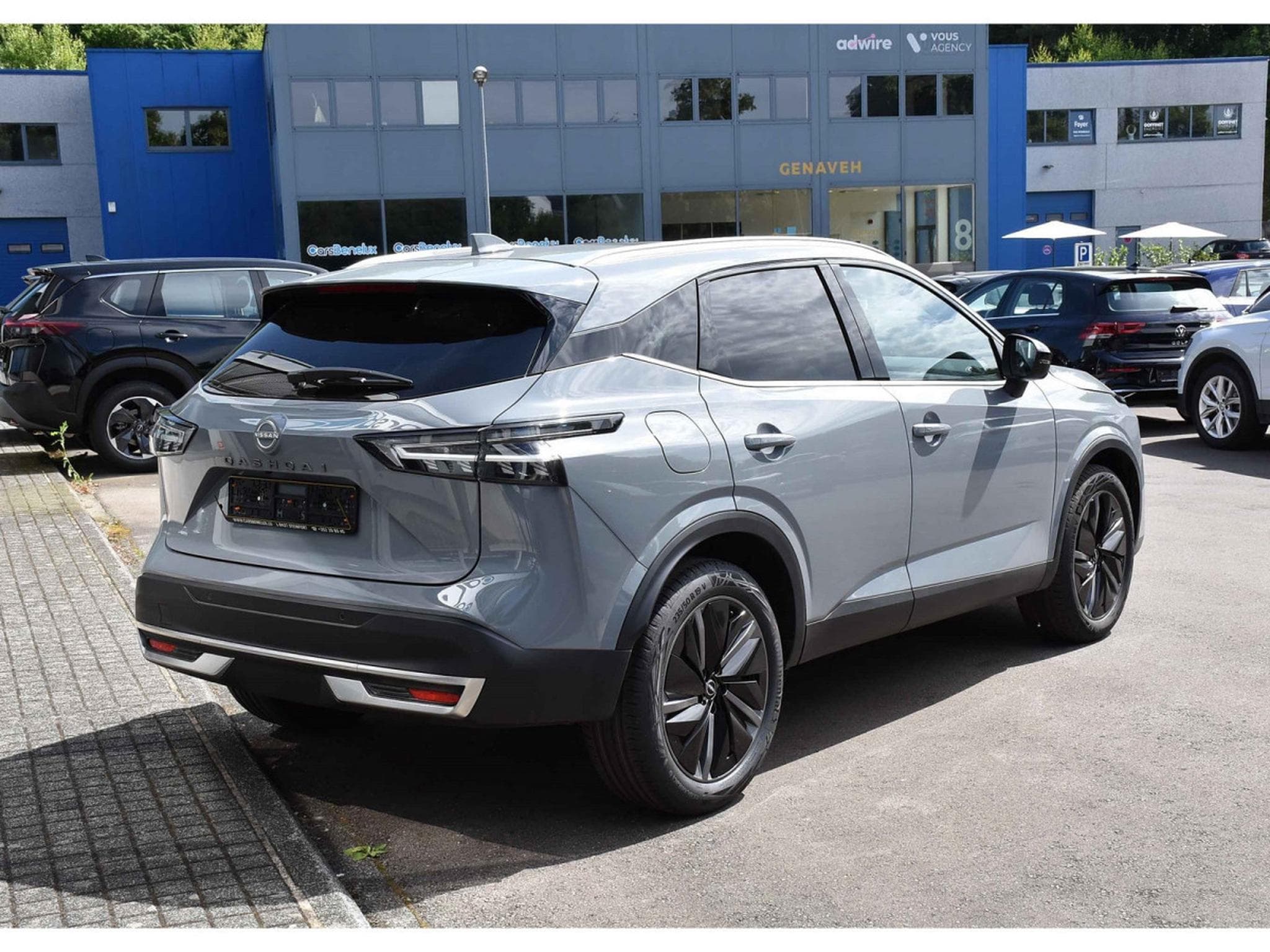 Nissan Qashqai 1.3 DIG-T MHEV Tekna Xtronic CUIR MEMO BOSE PANO NEUF (2025) - Photo 4