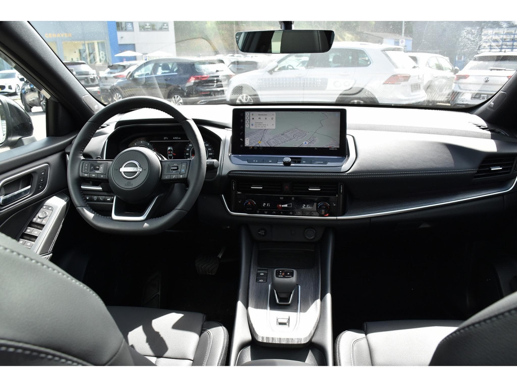 Nissan Qashqai 1.3 DIG-T MHEV Tekna Xtronic CUIR MEMO BOSE PANO NEUF (2025) - Photo 9