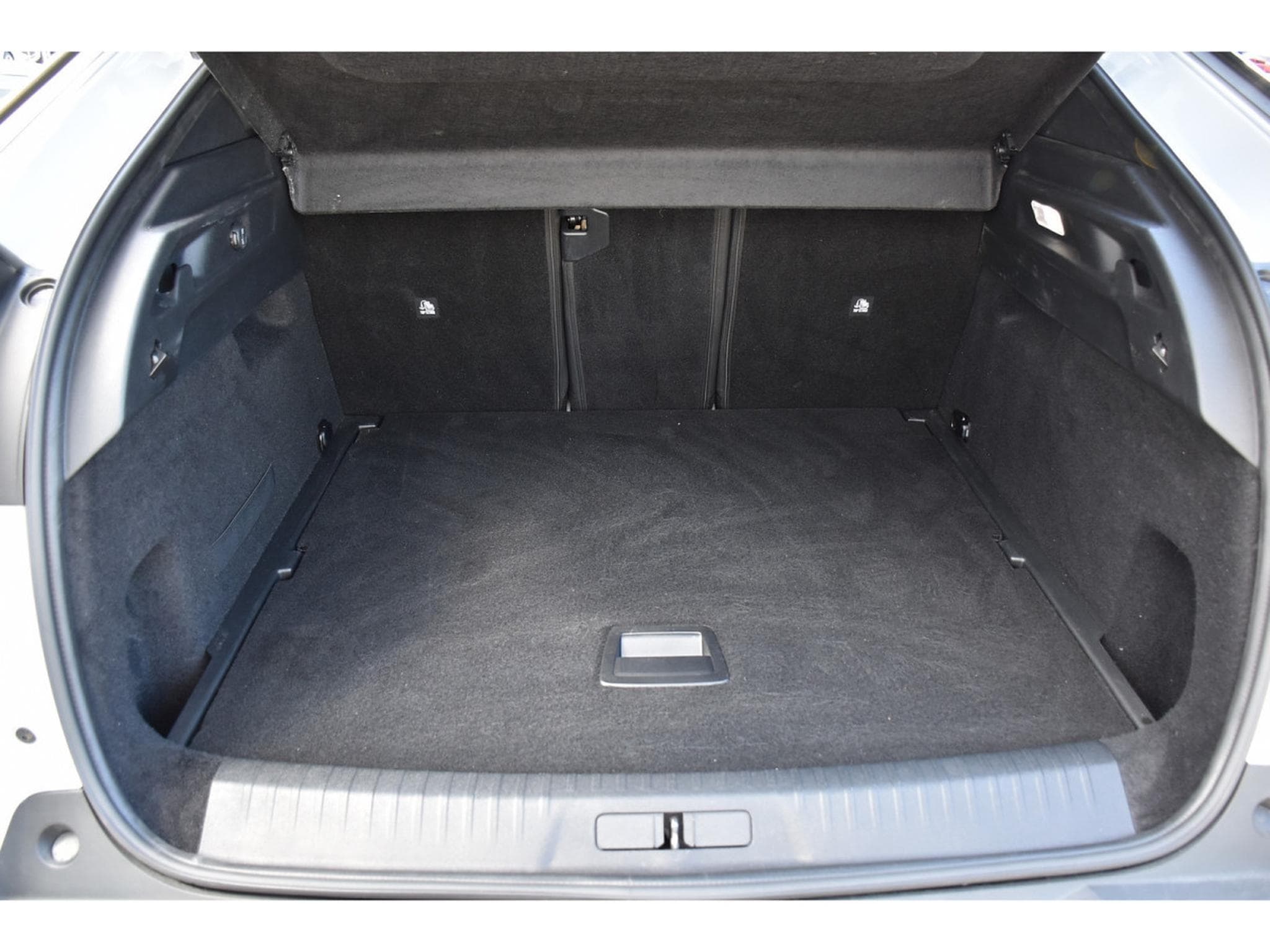 Peugeot 3008 1.2 Hybrid 145 e-DCS6 Allure ACC CAM 360 1° MAIN (2025) - Photo 25