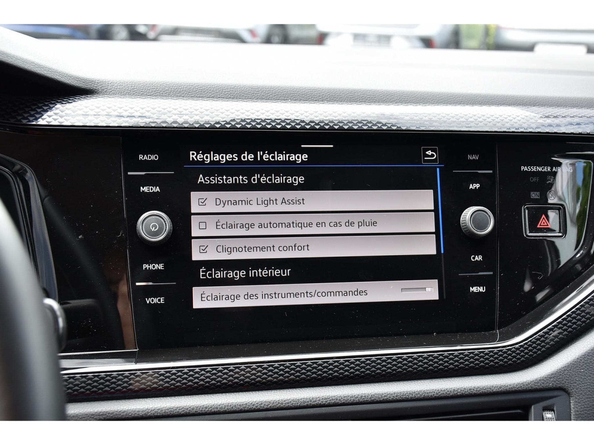 VW Taigo 1.0 TSI Life DSG ACC TRAVEL CAM KEYLESS JA17 1° MAIN (2025) - Photo 13