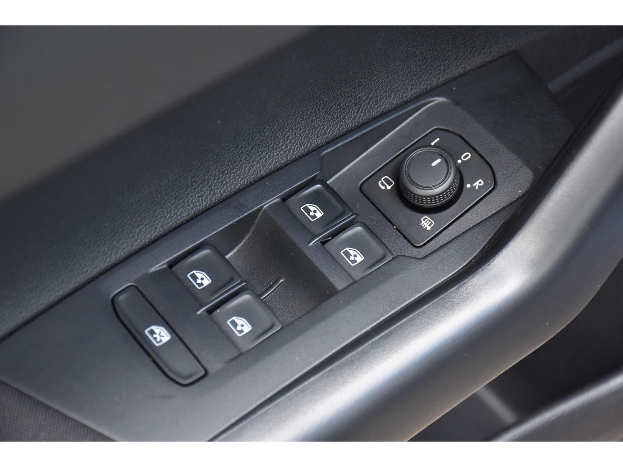 VW Taigo 1.0 TSI Life DSG ACC TRAVEL CAM KEYLESS JA17 1° MAIN (2025) - Photo 20