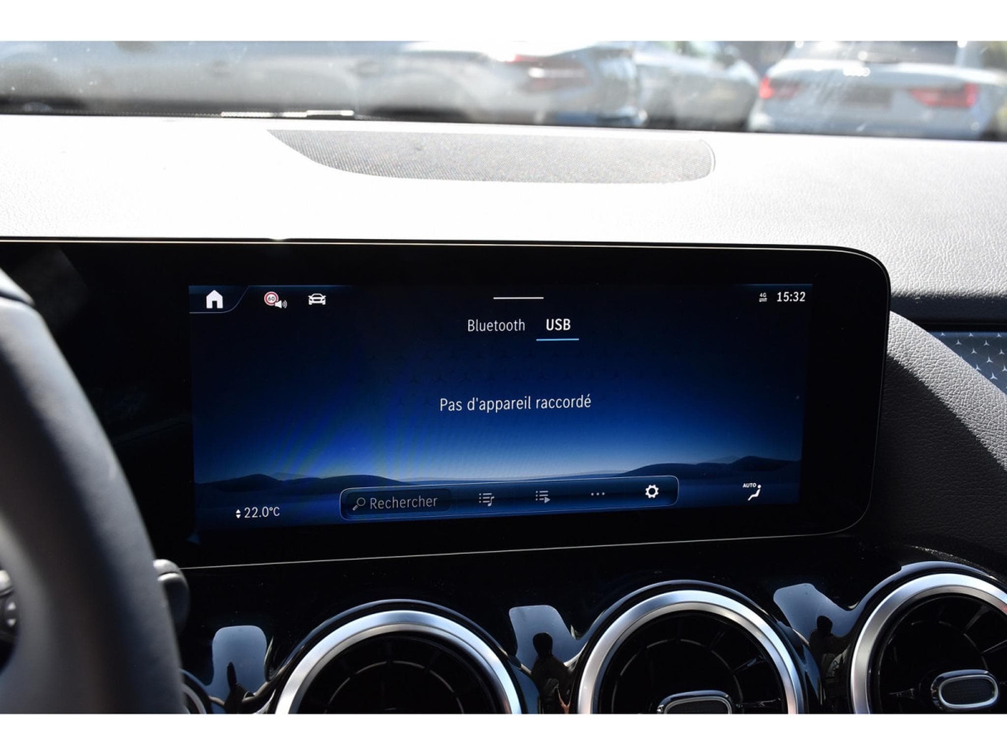Mercedes GLA 200 CDI Progressive 8G-Tronic PANO CHFF ADD LANE GPS CAM 1° MAIN (2024) - Photo 12