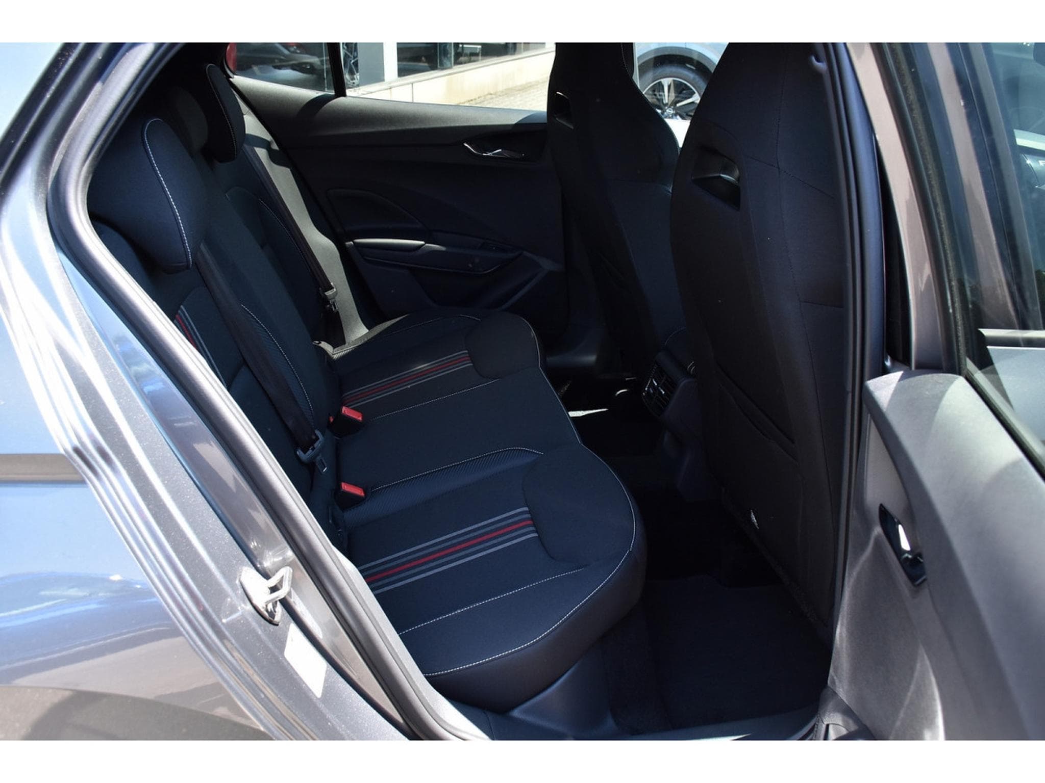 Skoda Fabia 1.0 TSI Monte Carlo DSG ACC TRAVEL CAM KESSY NEUVE (2026) - Foto 8