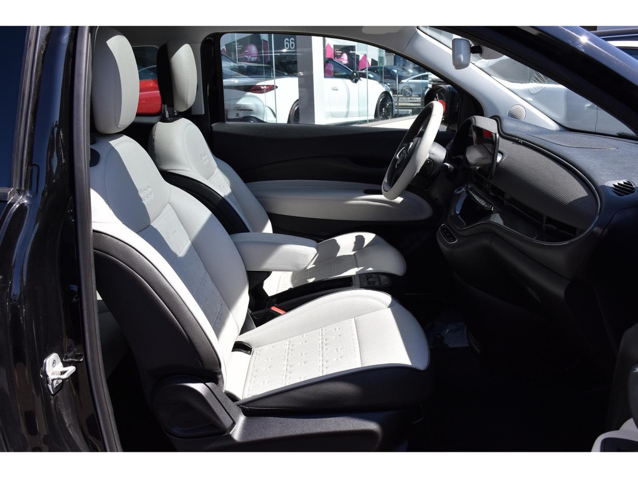 Fiat 500 42 kWh La Prima ACC CO DRIVER PANO CAM 1° MAIN (2023) - Foto 7