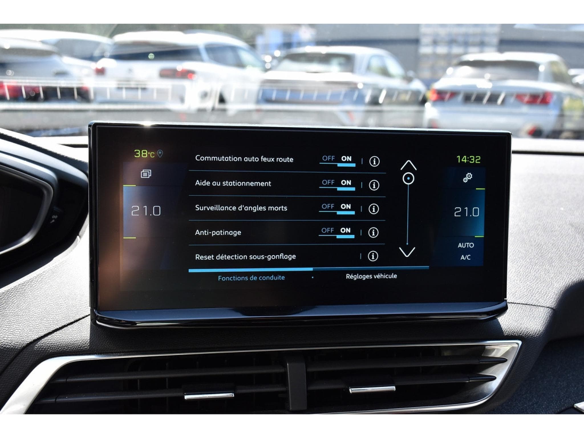 Peugeot 3008 1.6 Hybrid PHEV 224 Allure e-EAT8 ACC LANE SIDE CAM 1° MAIN (2022) - Foto 13