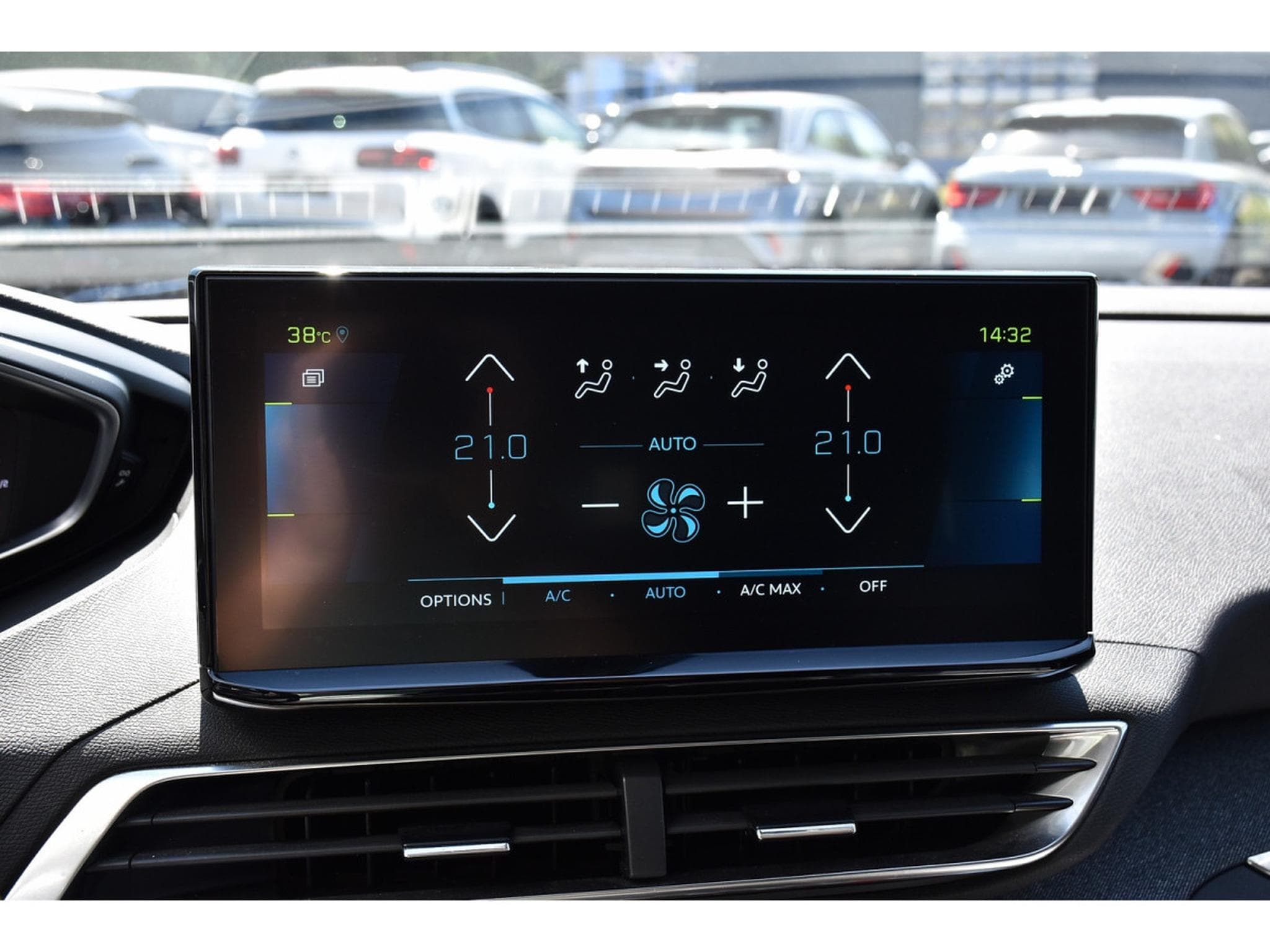 Peugeot 3008 1.6 Hybrid PHEV 224 Allure e-EAT8 ACC LANE SIDE CAM 1° MAIN (2022) - Foto 15