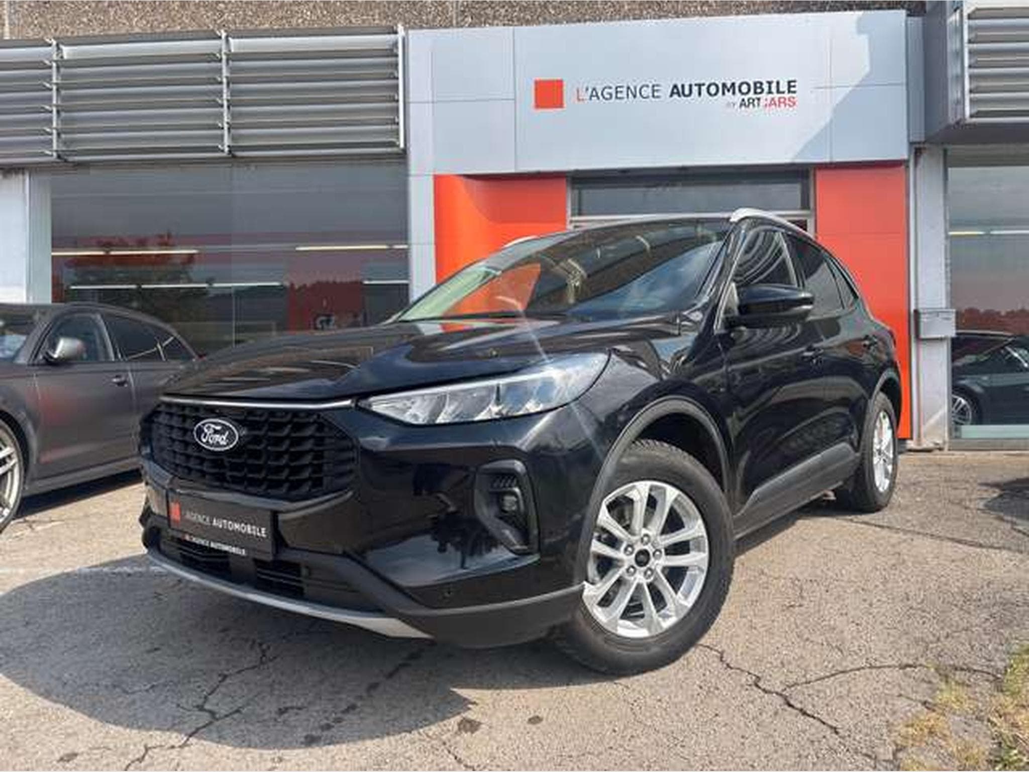 Ford Kuga Kuga 1.5 EcoBoost 2x4 Aut. Vignale (2024) - Photo 2