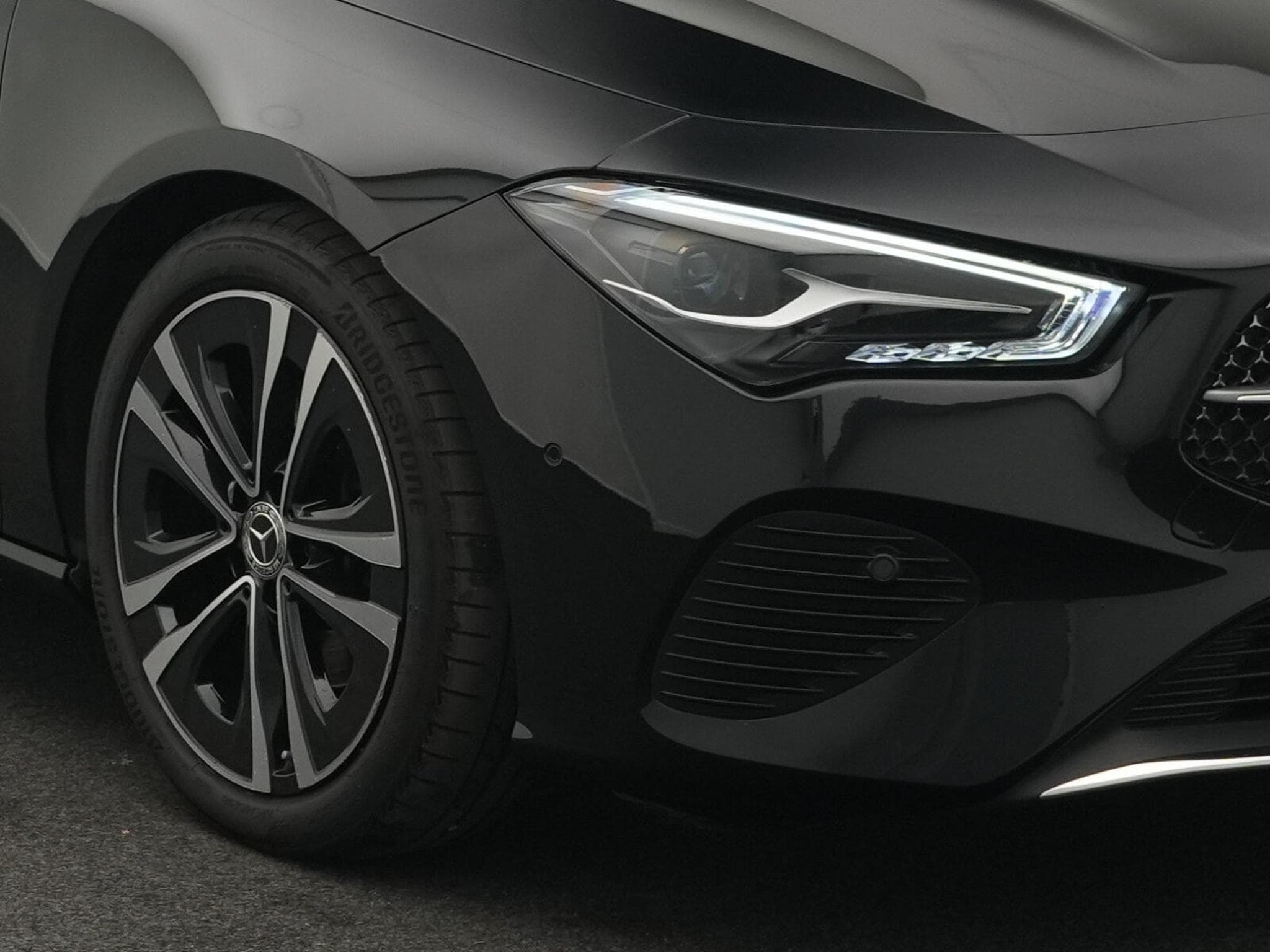 Mercedes CLA 180 d Progressive-Line Advanced Plus (2024) - Foto 9