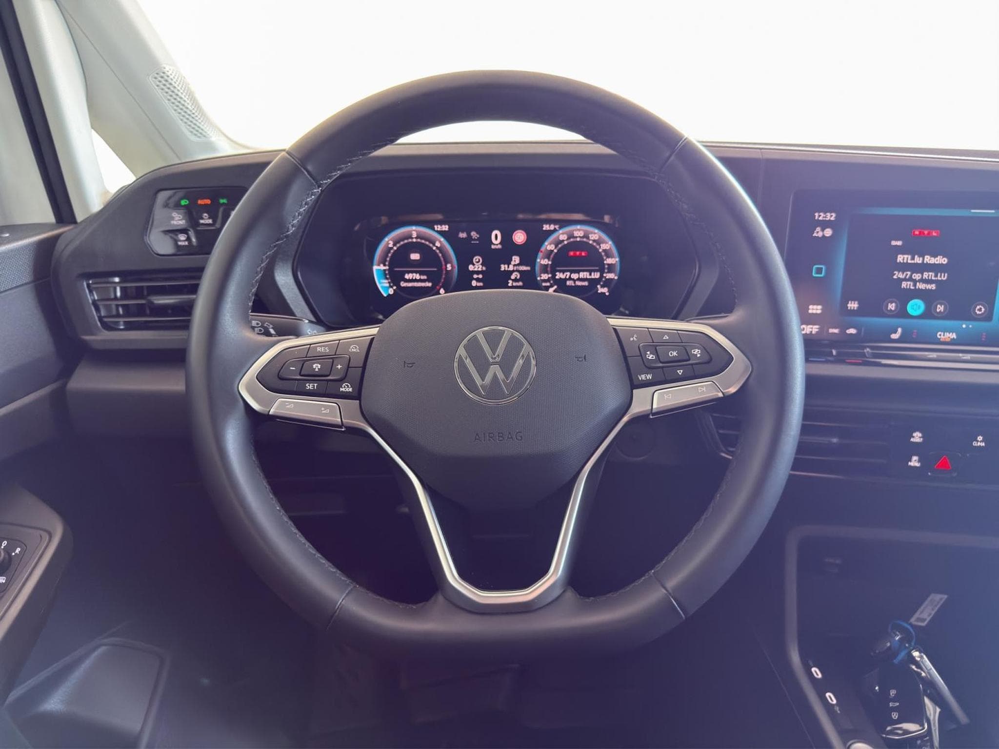 VW Caddy California (2026) - Foto 10
