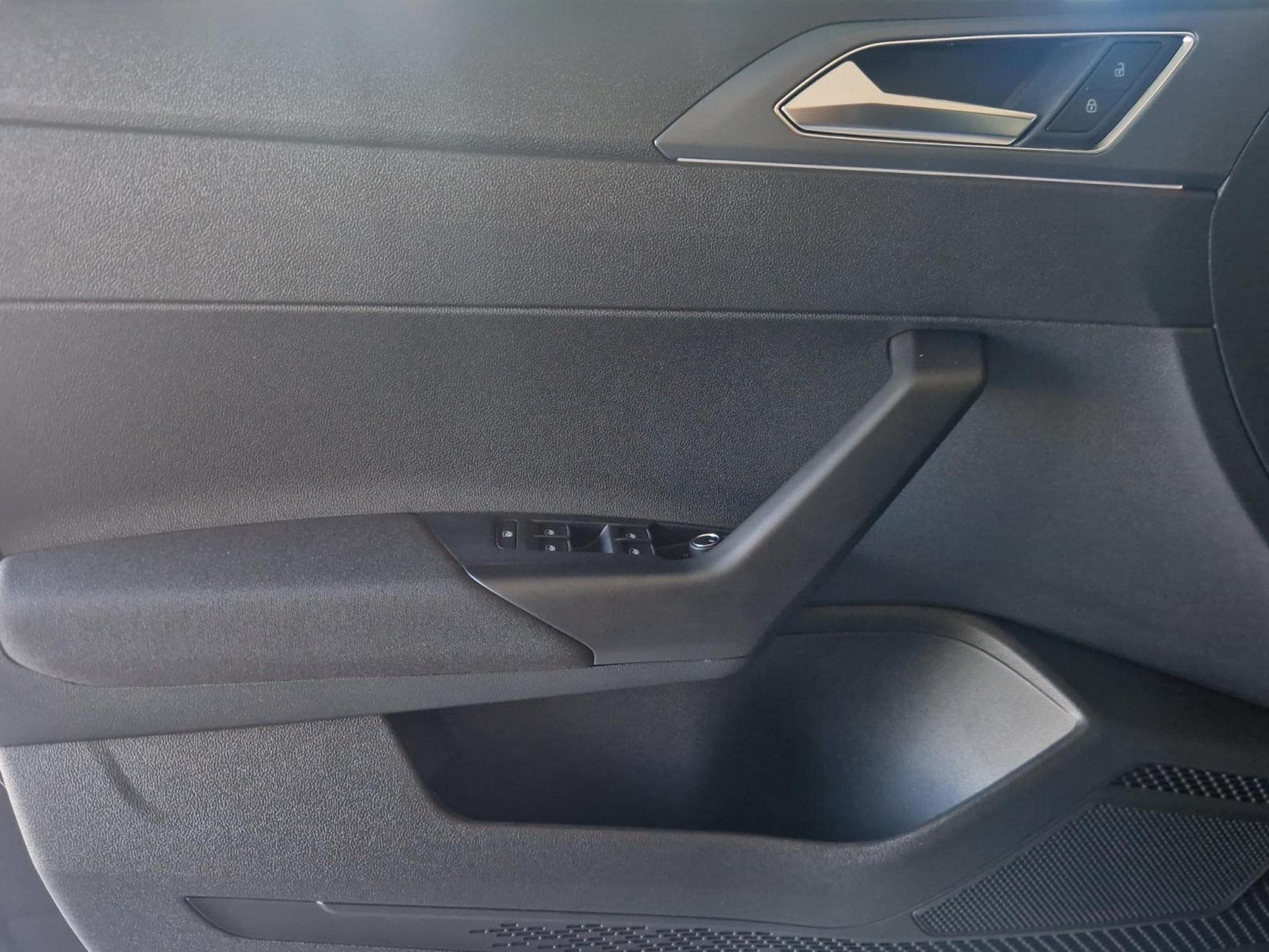 VW Taigo R-LINE (2026) - Foto 14