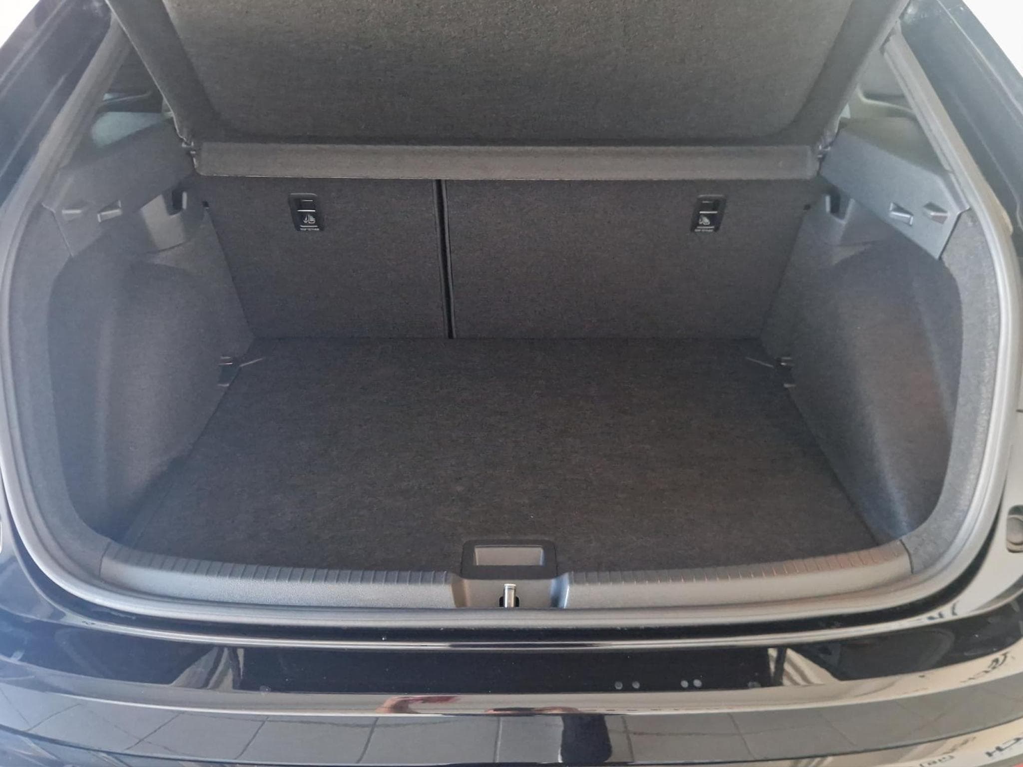 VW Taigo R-LINE (2026) - Foto 17