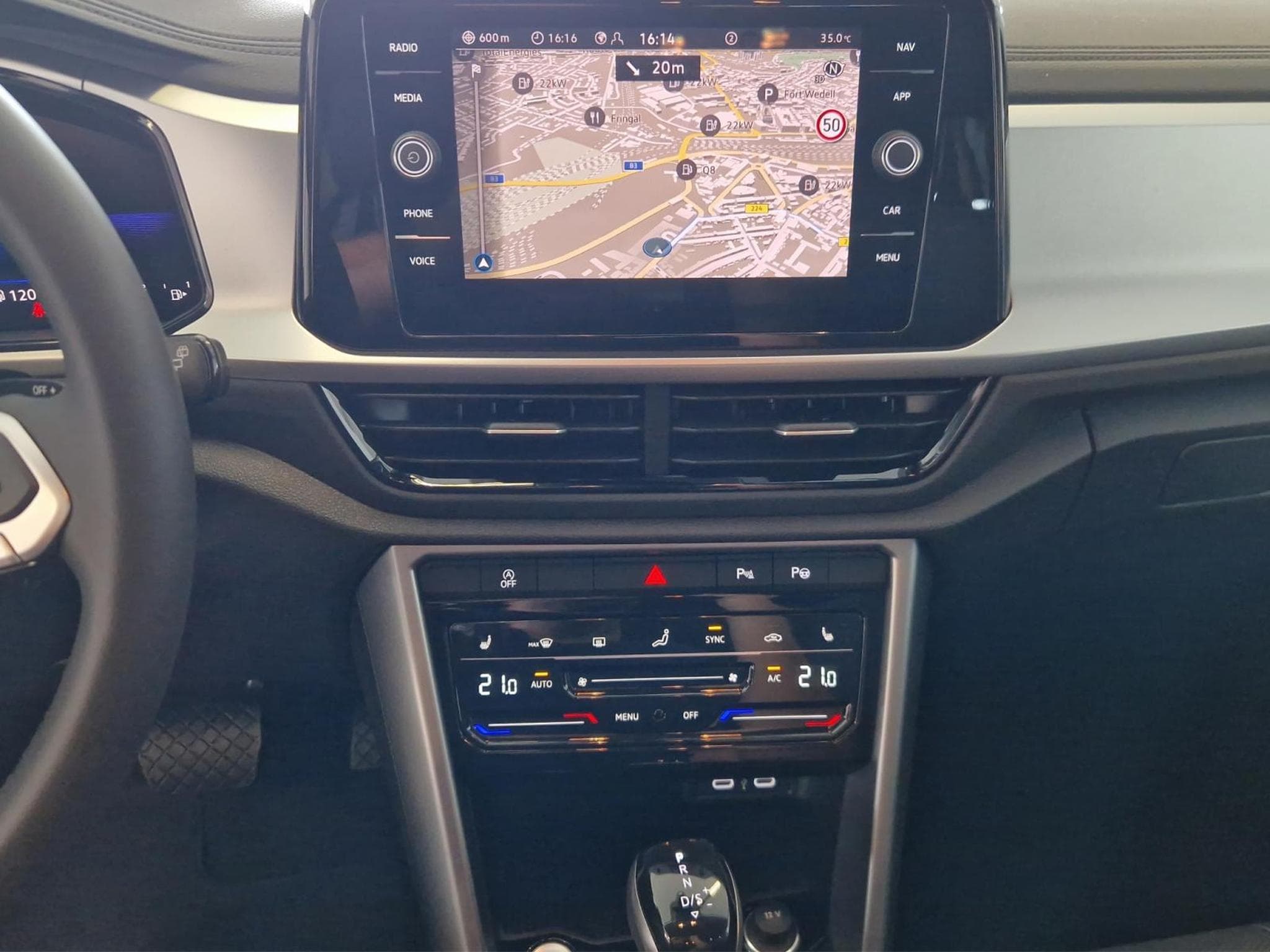 VW T-Roc LIFE (2026) - Foto 13