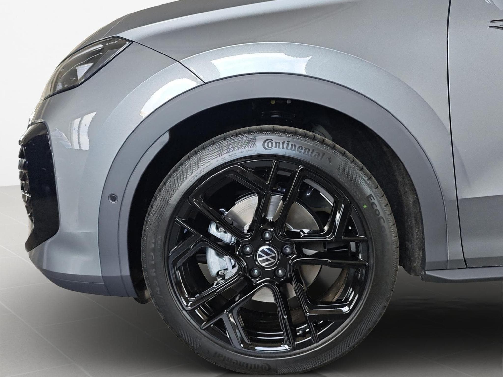 VW T-Roc R-LINE (2026) - Foto 8
