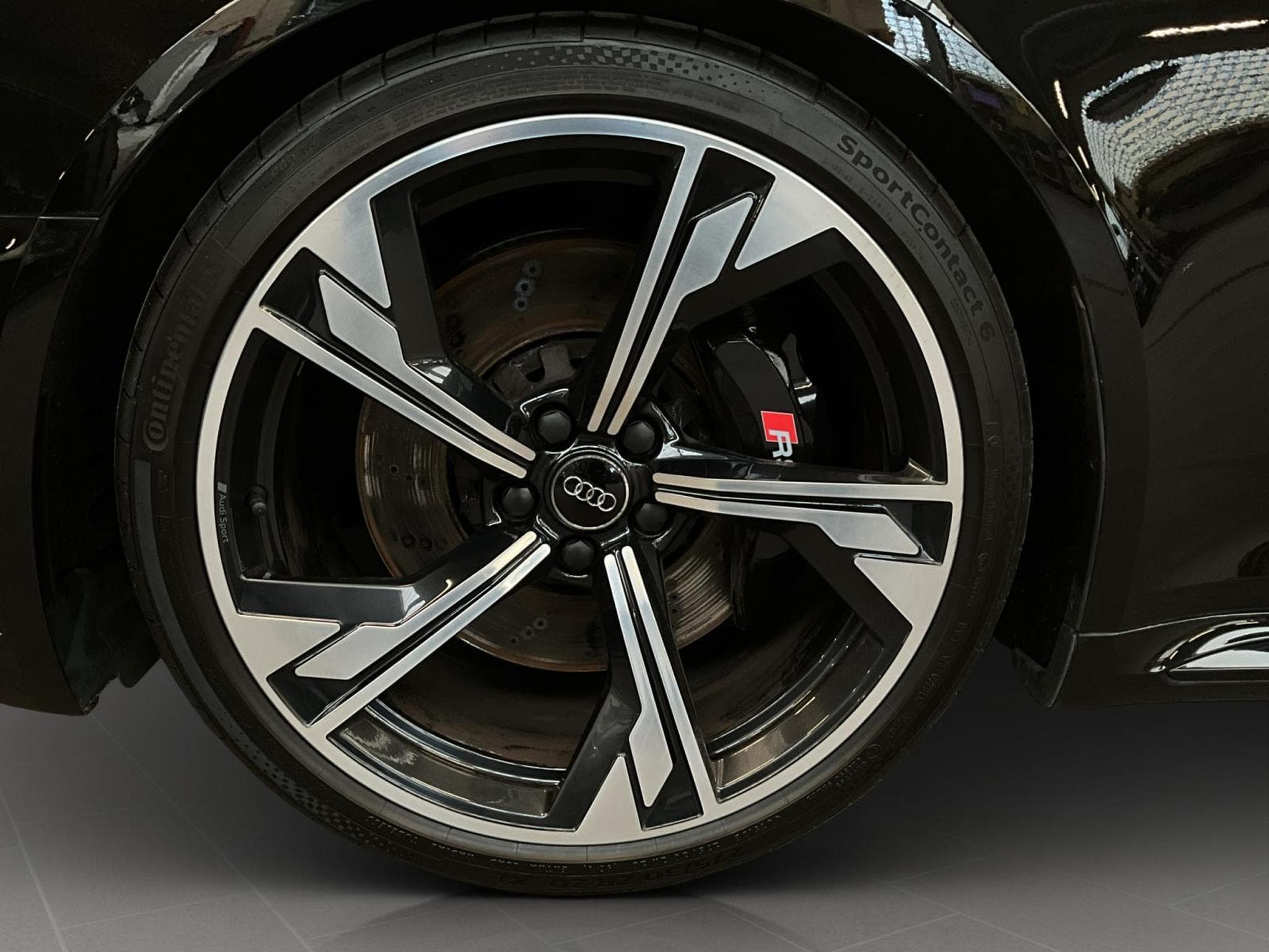 Audi RS4 Avant+Quattro+TipTronic+Led+Navi (2020) - Photo 8