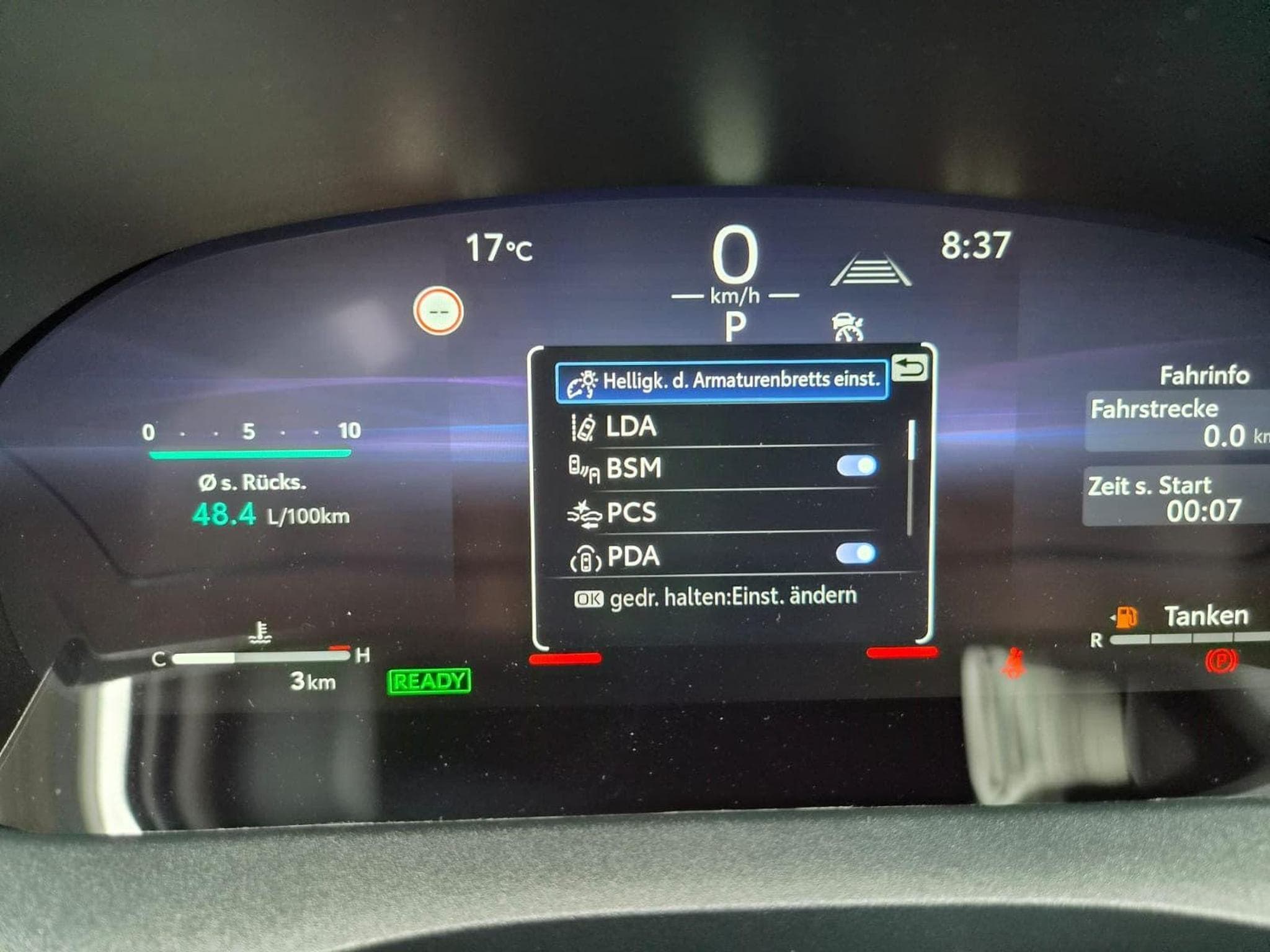 Toyota Yaris Style Cross (2026) - Photo 18