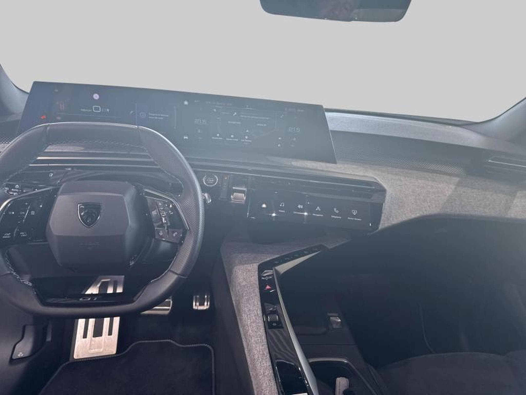 Peugeot 3008 E-GT (2024) - Foto 13