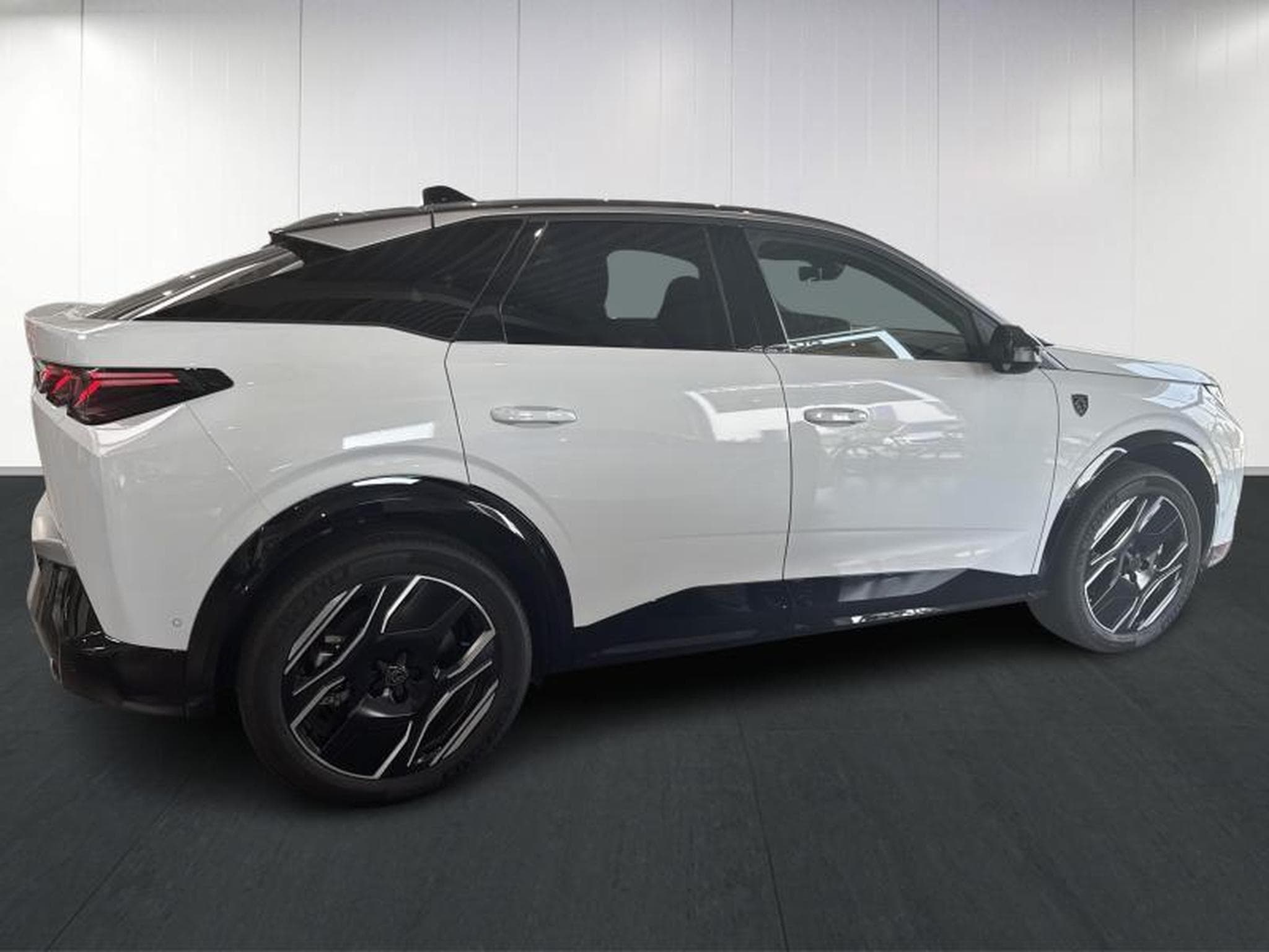 Peugeot 3008 E-GT (2024) - Foto 8