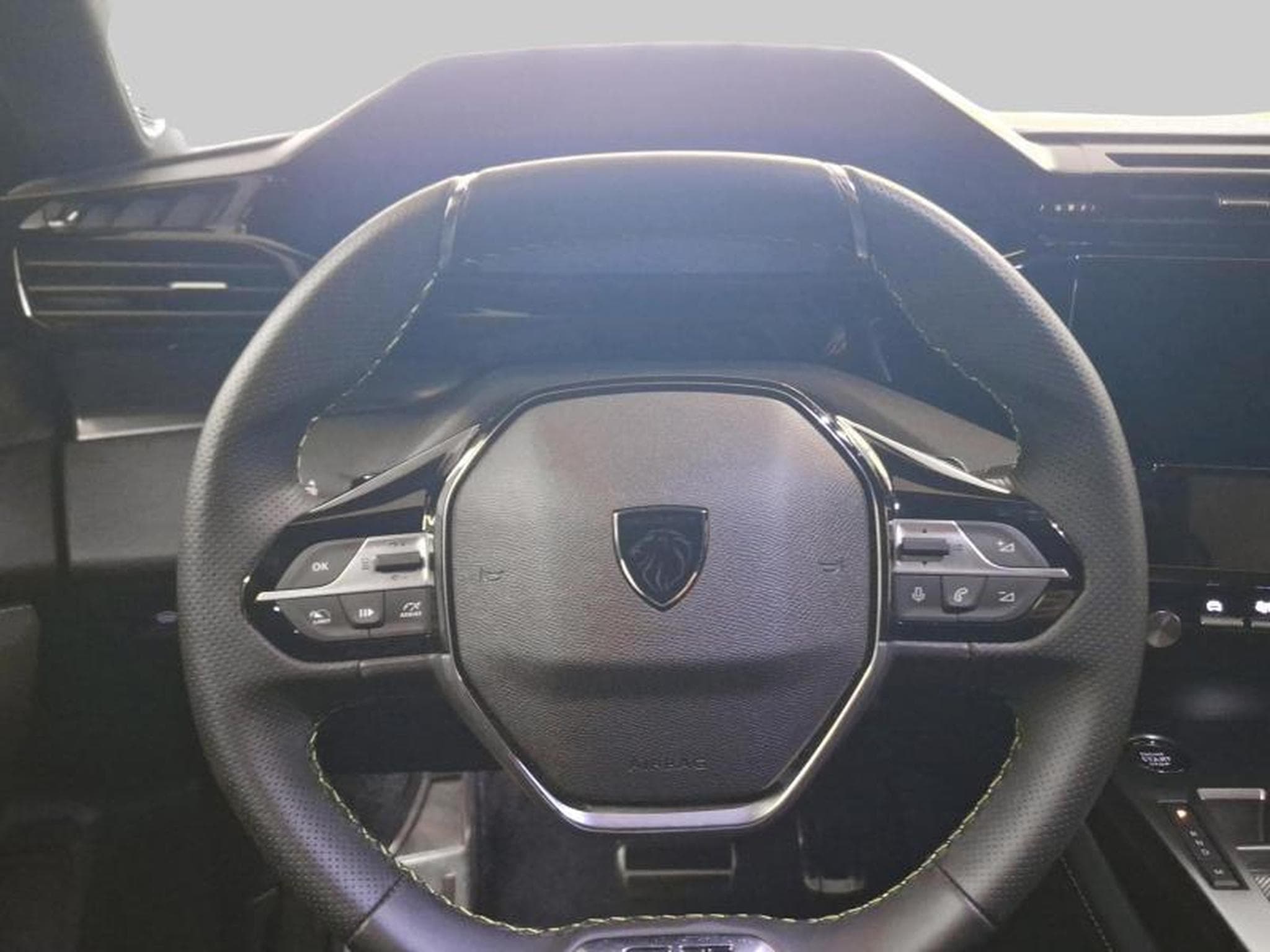 Peugeot 308 GT EAT8 (2024) - Foto 14