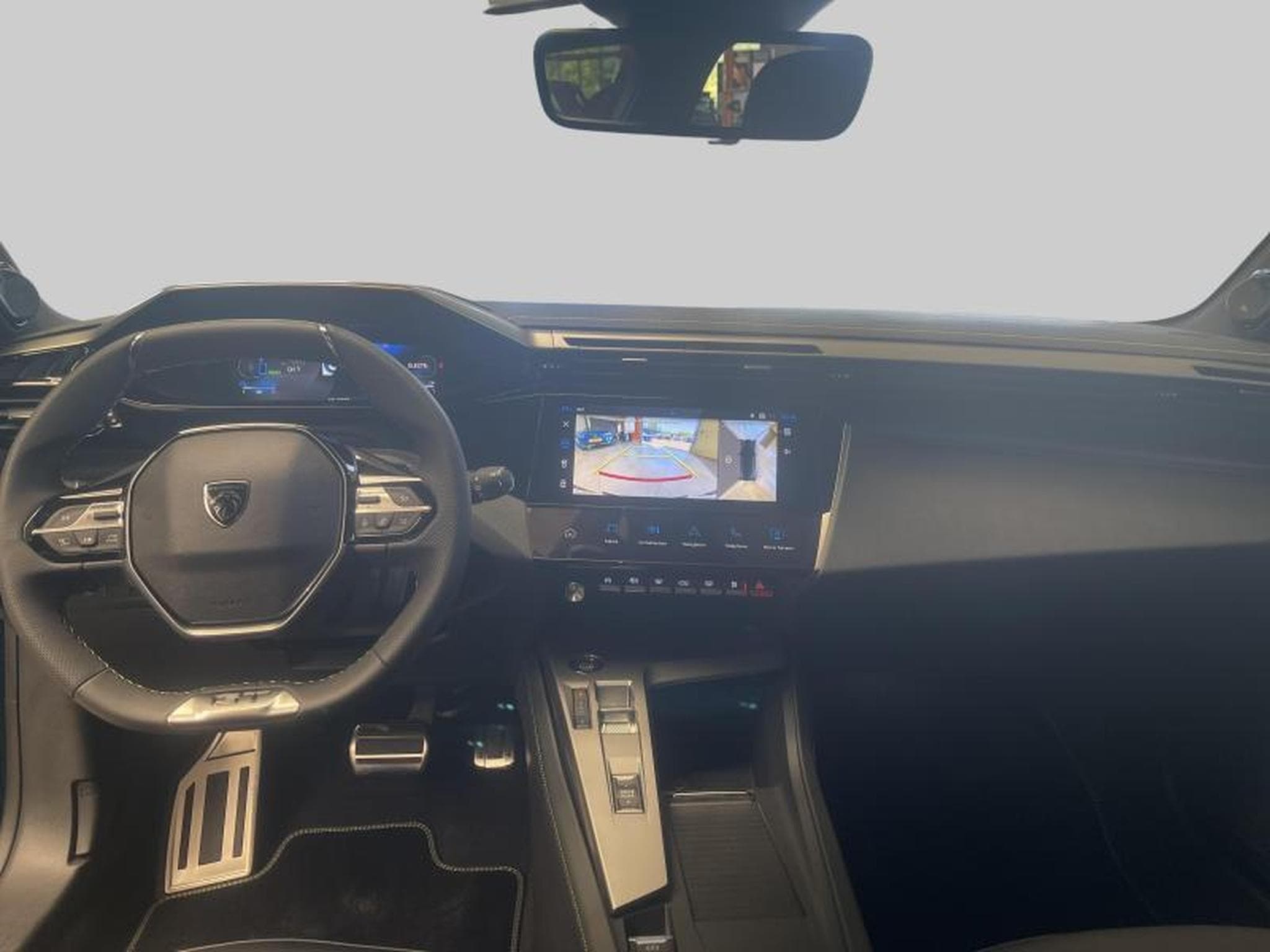 Peugeot 308 GT PlugIn 180 (2025) - Foto 17