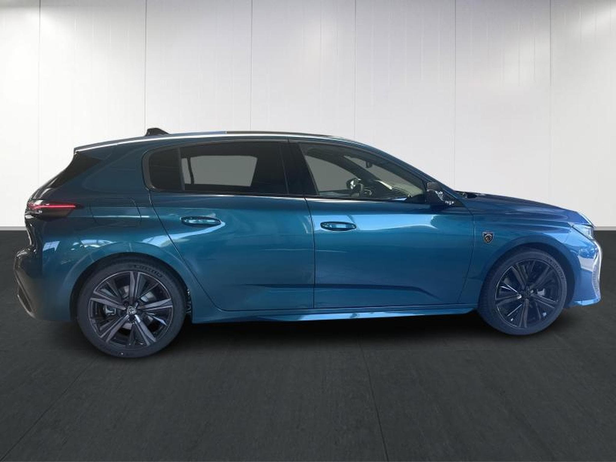 Peugeot 308 GT PlugIn 180 (2025) - Foto 5