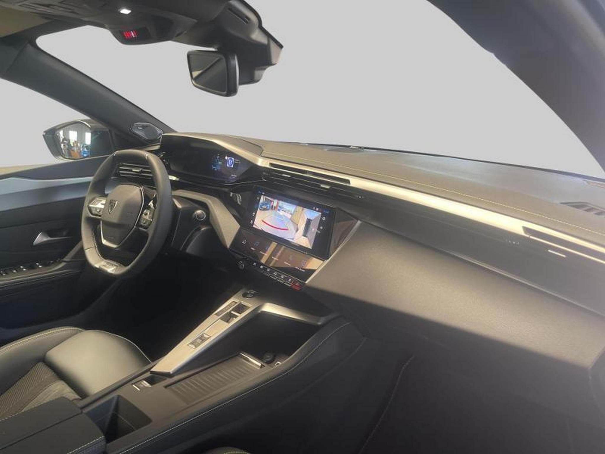 Peugeot 308 GT PlugIn 180 (2025) - Foto 9