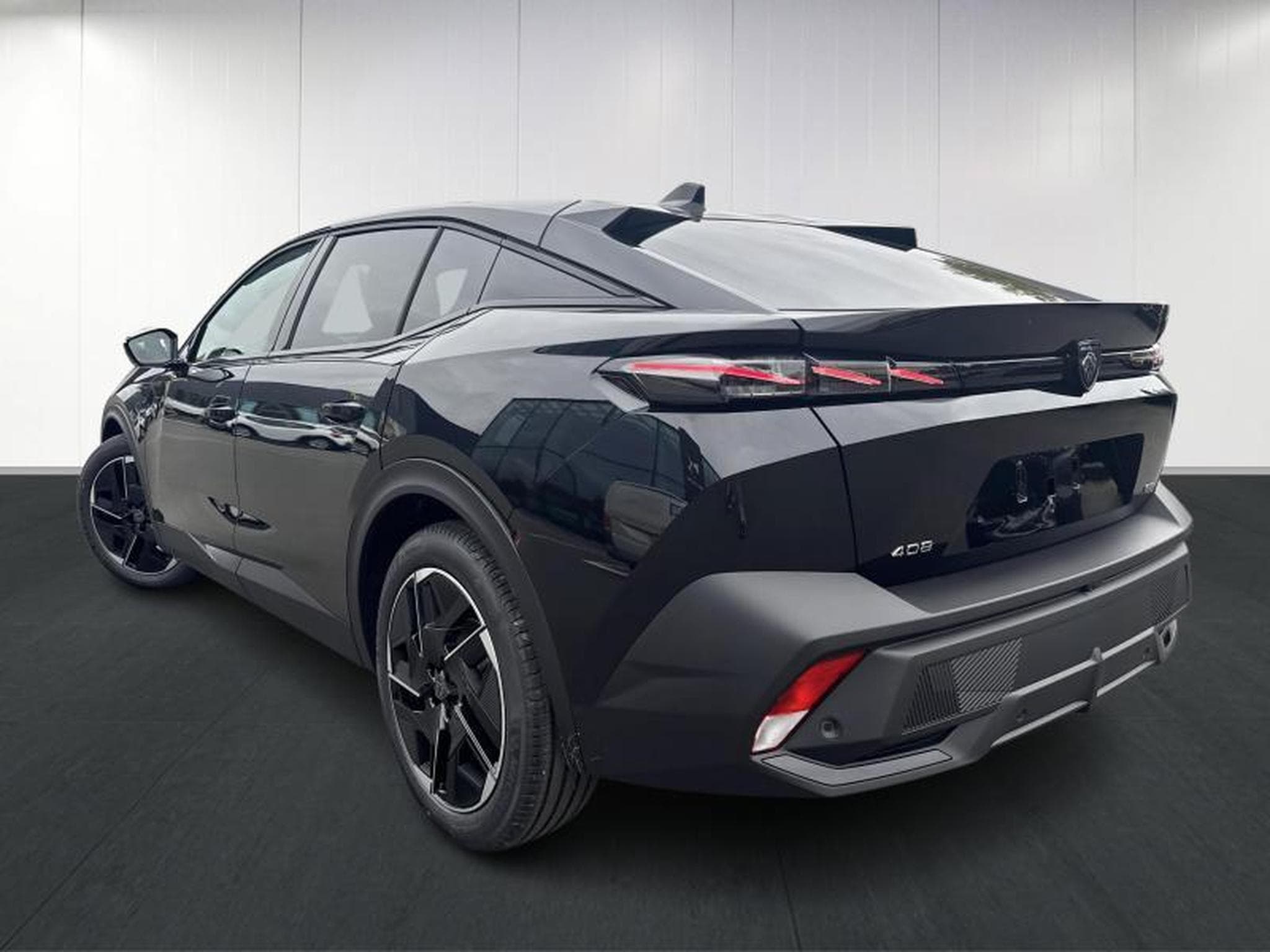 Peugeot 408 GT Hybrid 145 e-DCS6 (2025) - Foto 6
