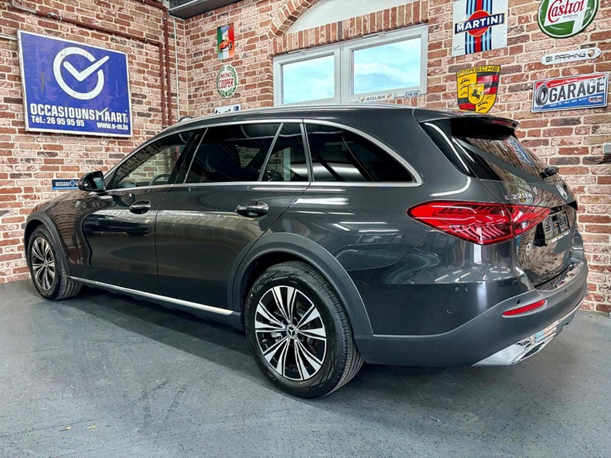 Mercedes C 220 C 220d T 2.0 197cv Auto 4x4 All Terrain LUXURY-LINE (2025) - Photo 2
