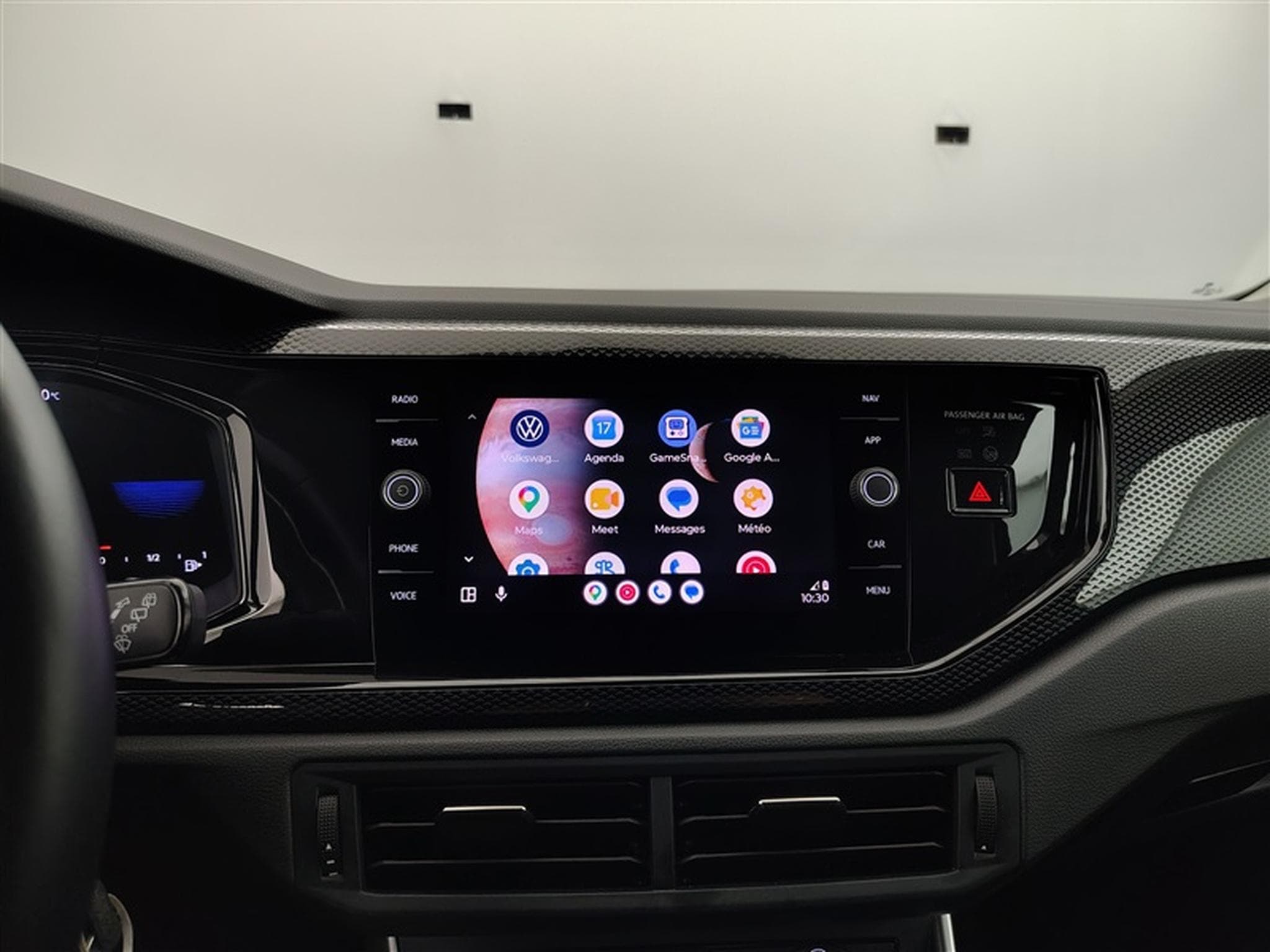 VW Polo 1.0 TSI Life OPF°NAV ° CARPLAY ° PDC AV-AR ° CAM (2024) - Foto 20